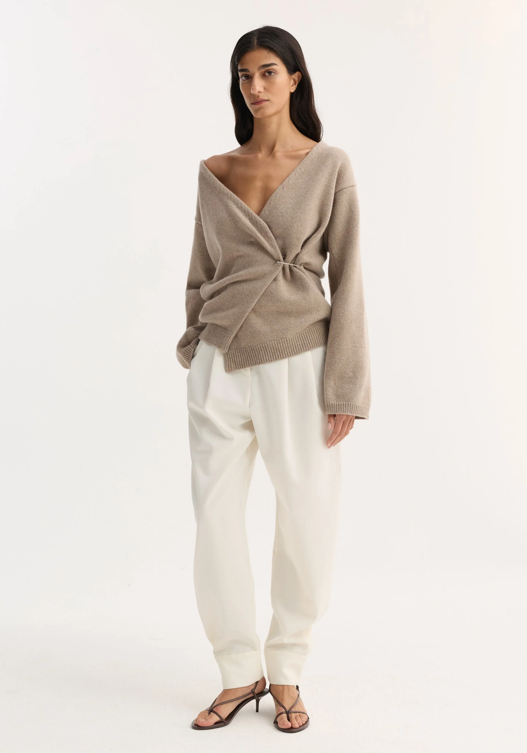 ROHE - Off - shoulder wrap cardigan | light taupe