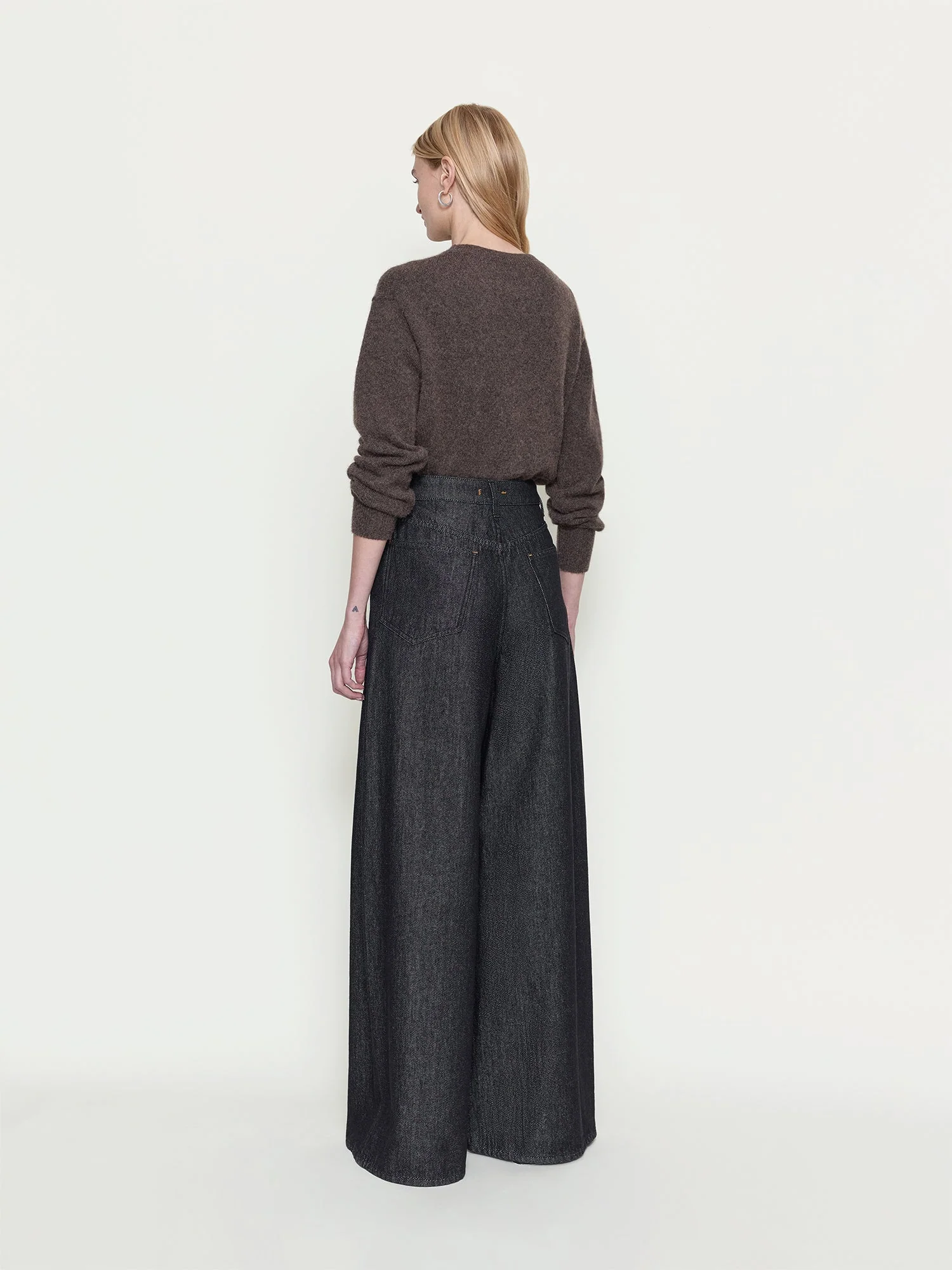 OSSOU - Slick Pants in Ash Wash - Image 4