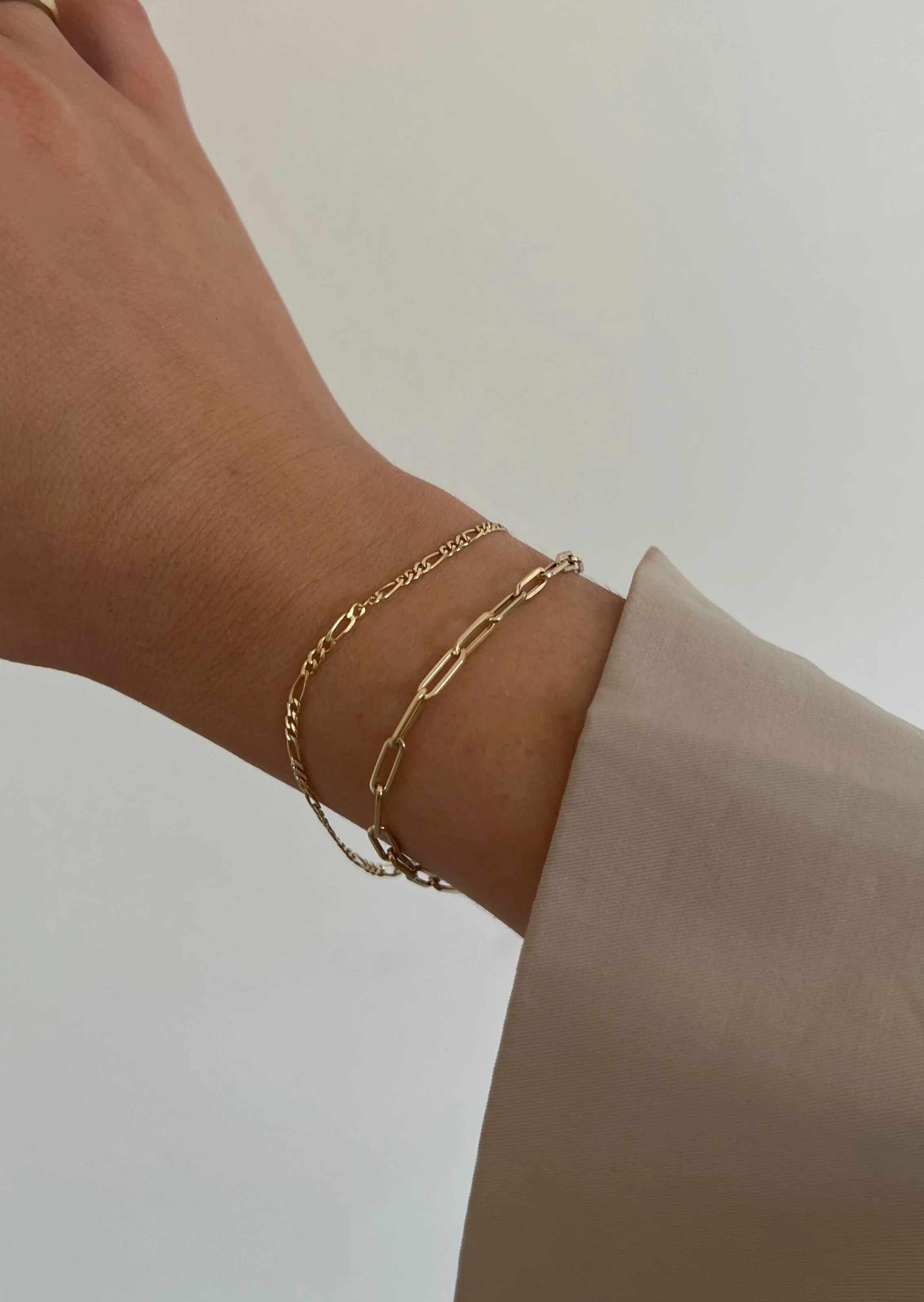 Kinn - Paperclip Link Chain Bracelet - Image 4