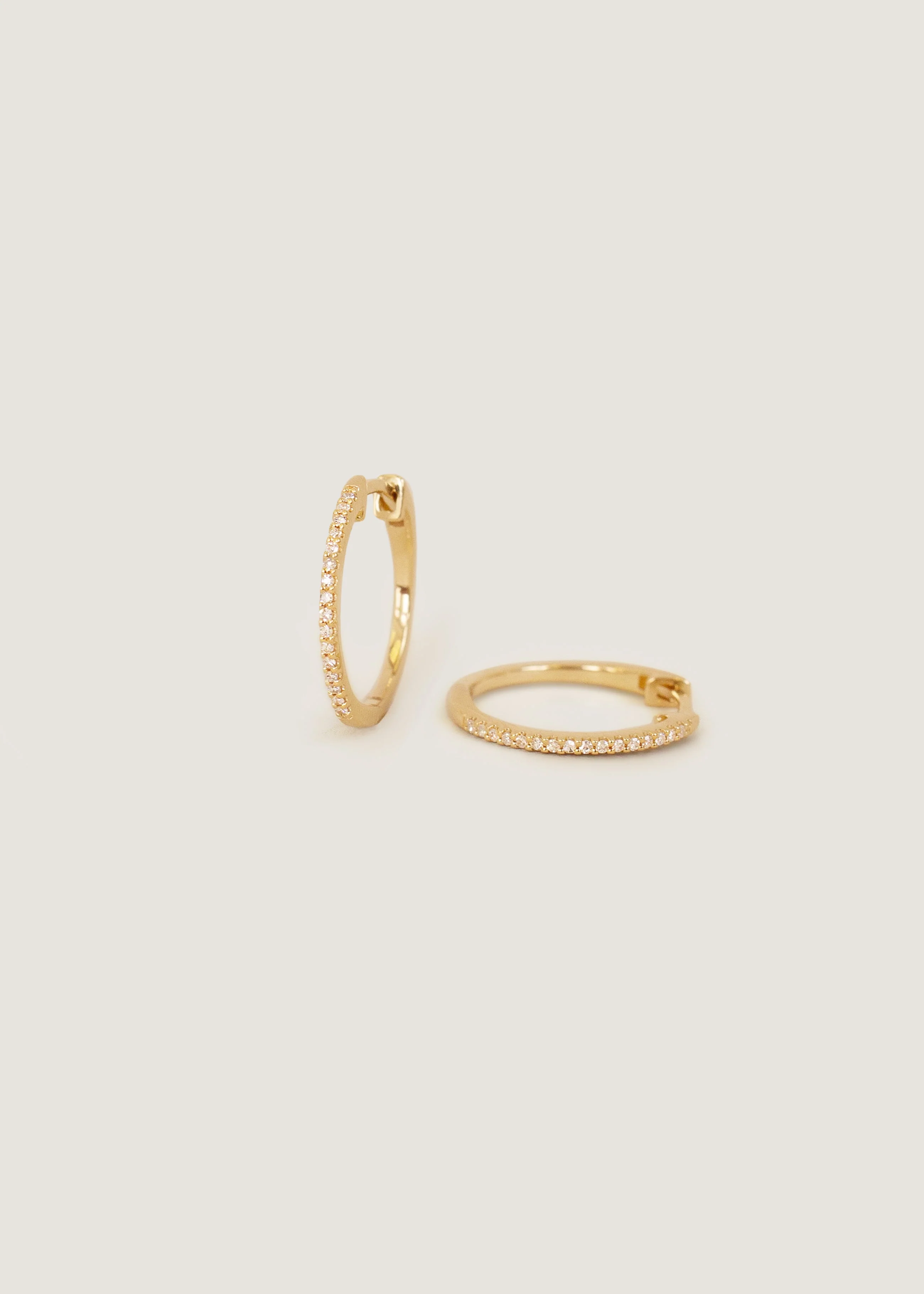 Kinn - Pavé Diamond Hoop Earrings Large