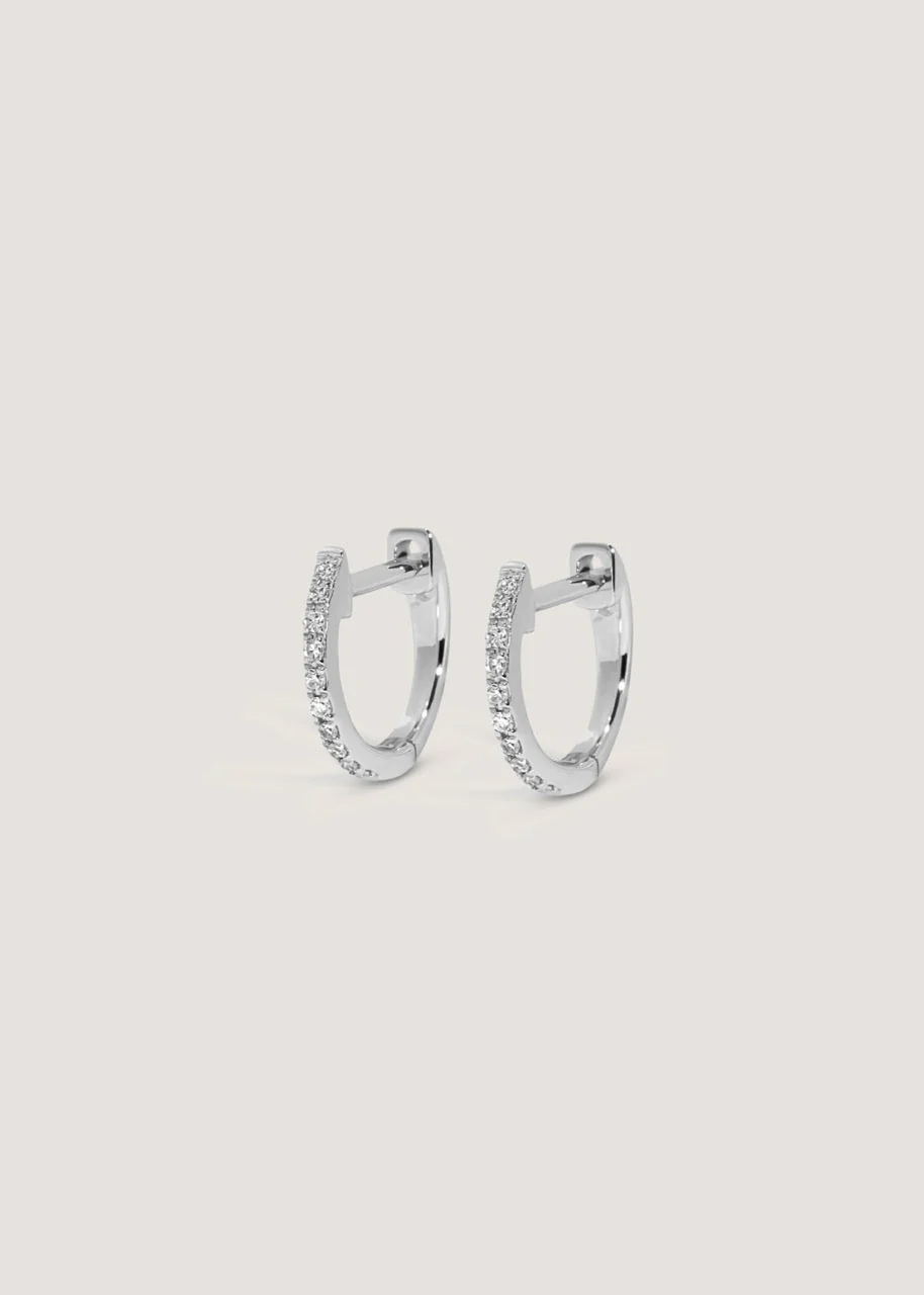Kinn - Pavé Huggie Earrings White Gold