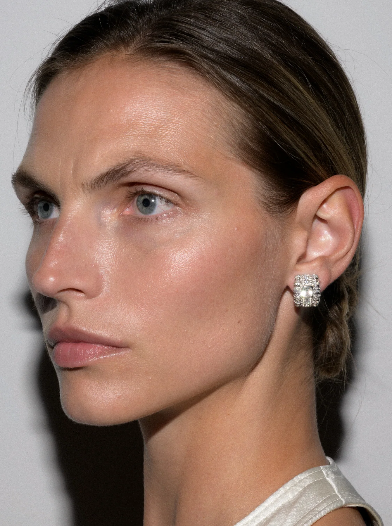 Dorsey - PETITE CRAWFORD EARRINGS IN LAB WHITE SAPPHIRE - Image 3