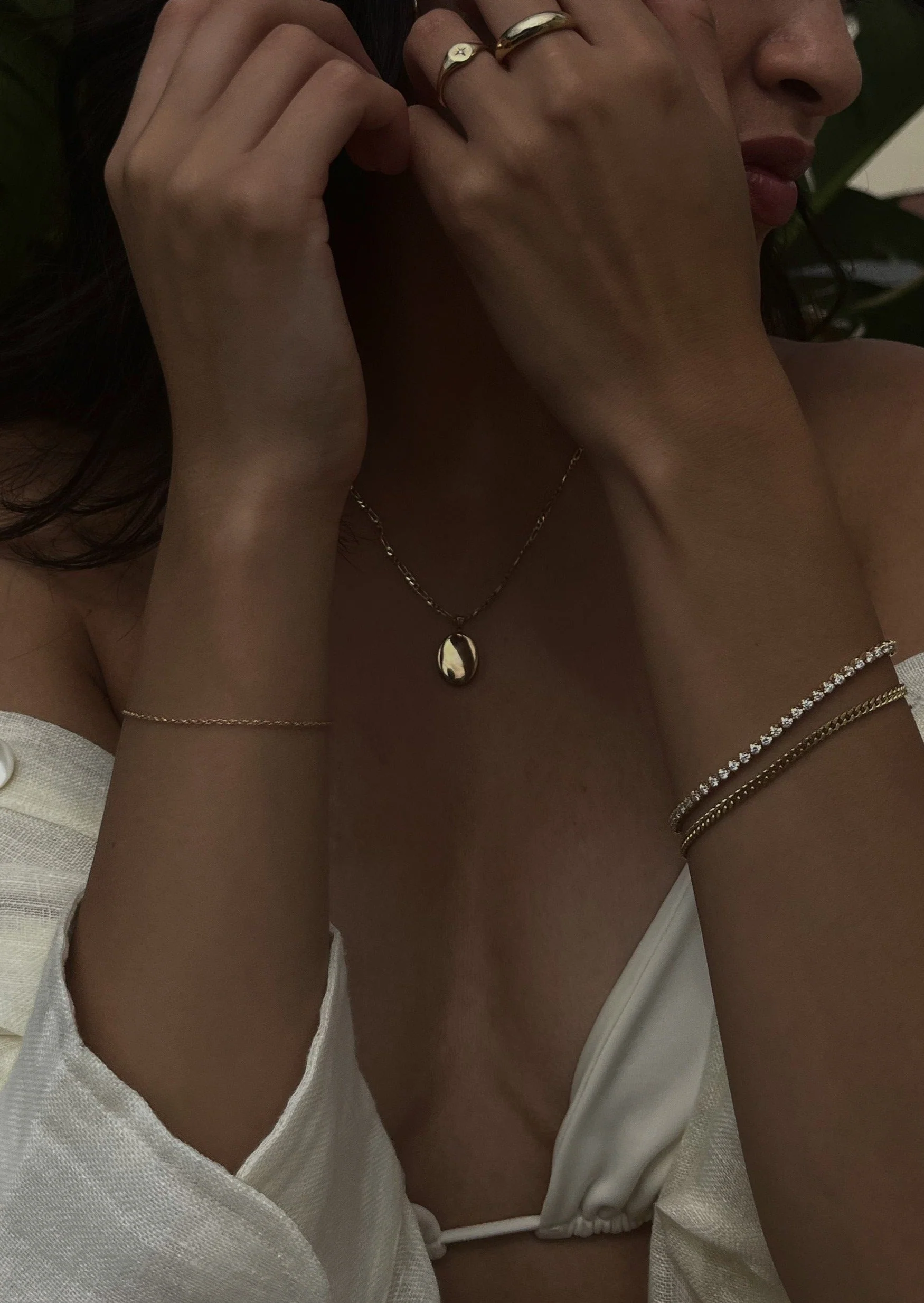 Kinn - Petite Capri Curb Chain Bracelet - Image 7