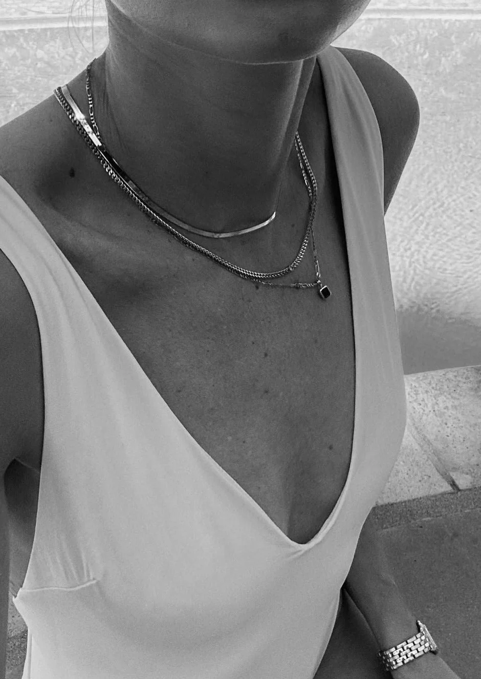 Kinn - Petite Carter Herringbone Chain Necklace - Image 9