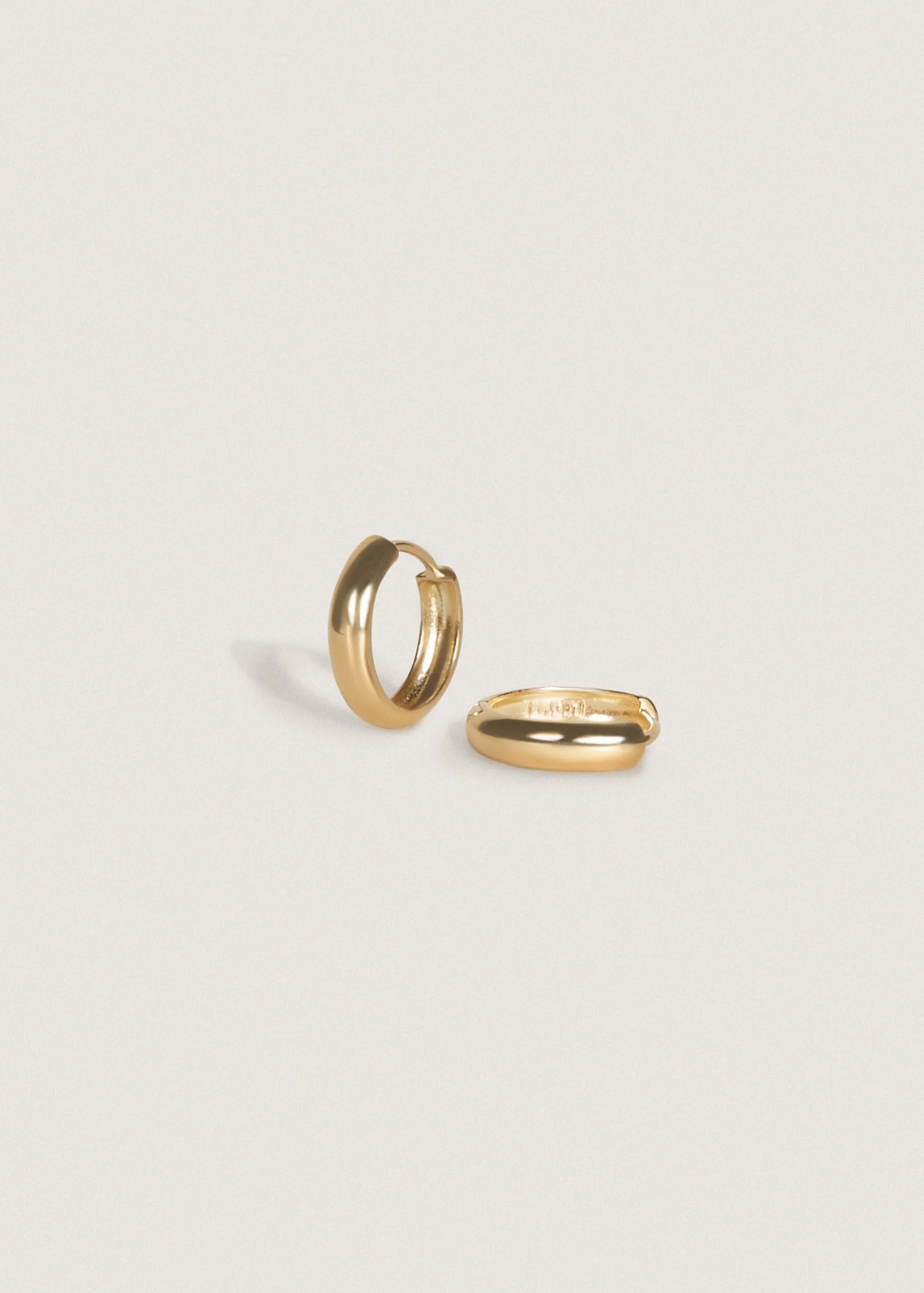 Kinn - Petite & Classic Huggie Earring Stack - Image 5