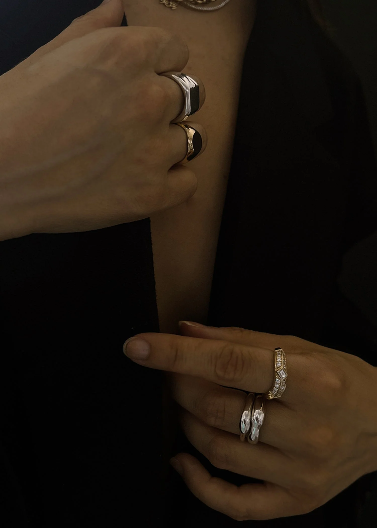 Kinn - Petite Hera Sculptural Ring Stack Silver - Image 3