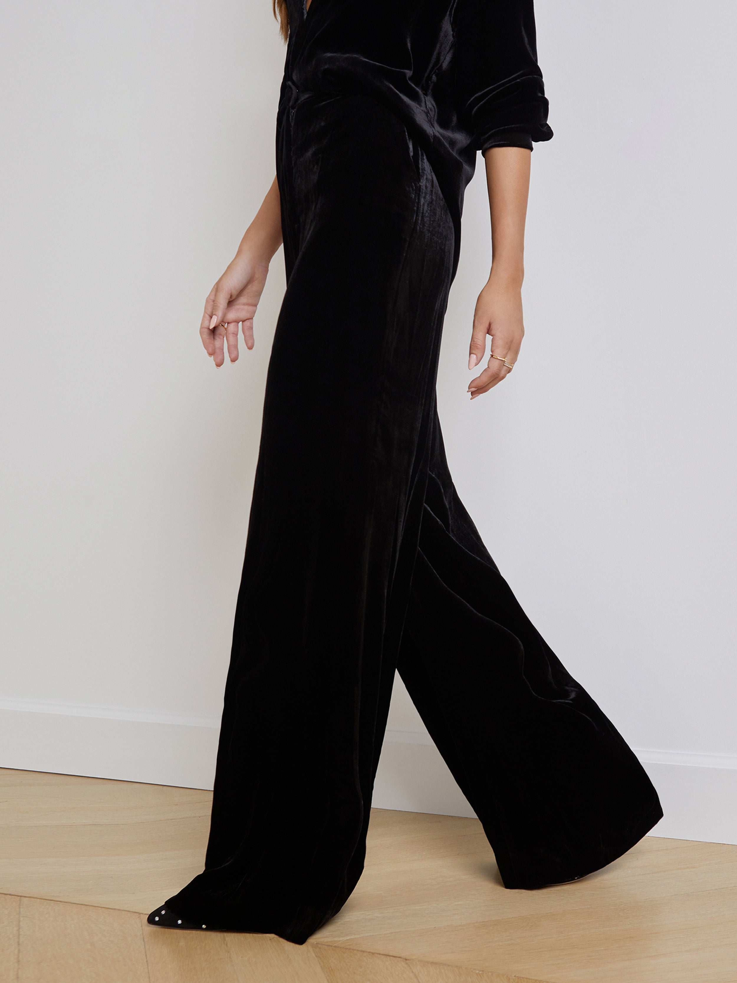 L'AGENCE - Pilar Velvet Wide - Leg Pant - Image 3