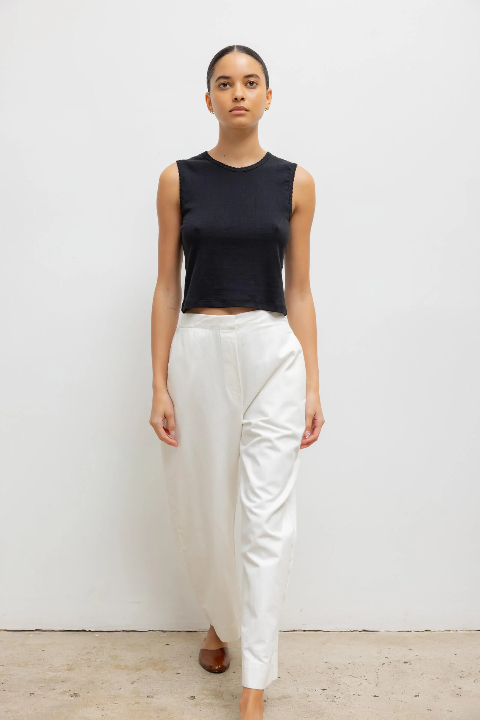 Leset - Pointelle Sleeveless Crew - Image 4