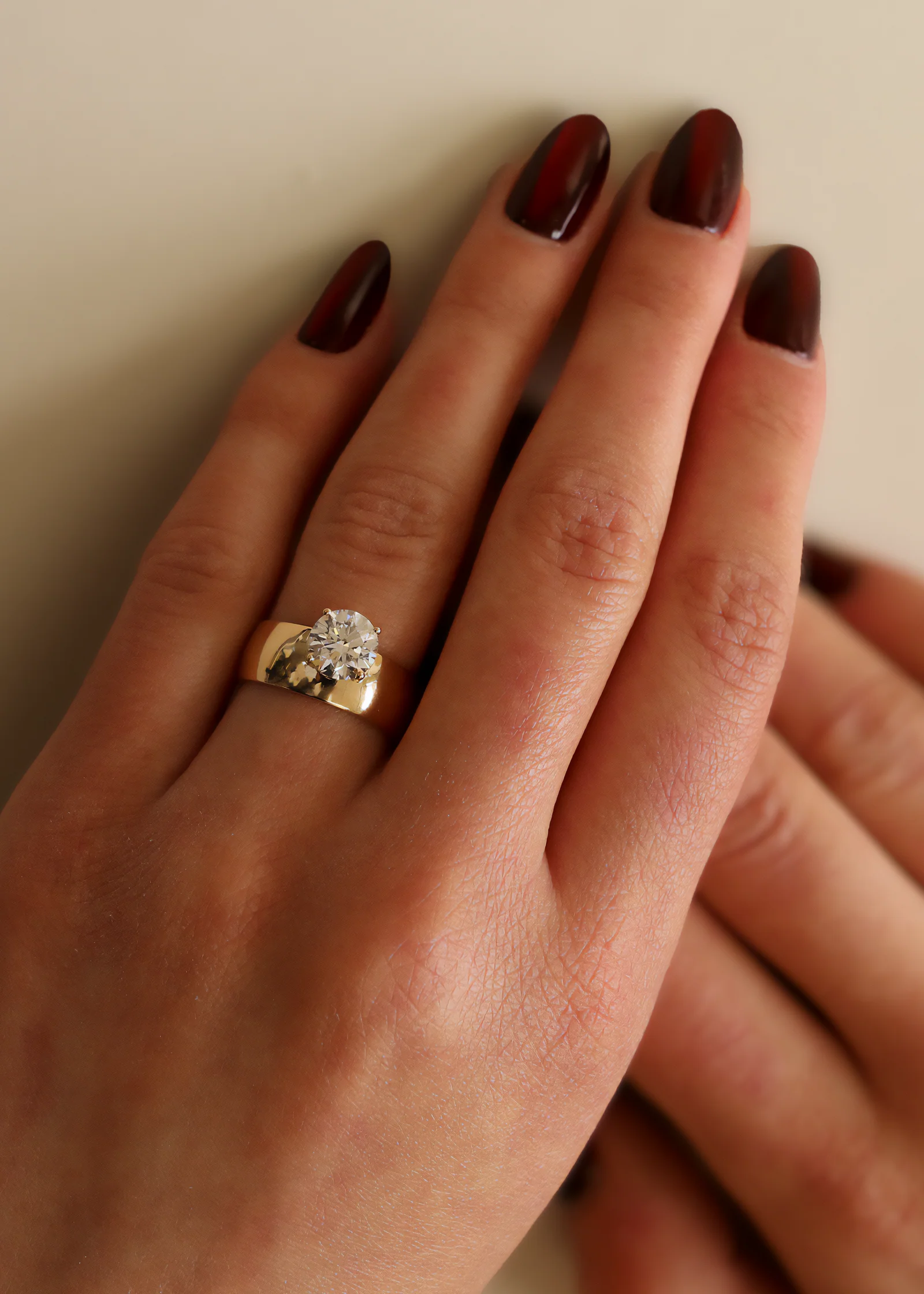 Kinn - Porter Cigar Band Ring Round Diamond - Image 2