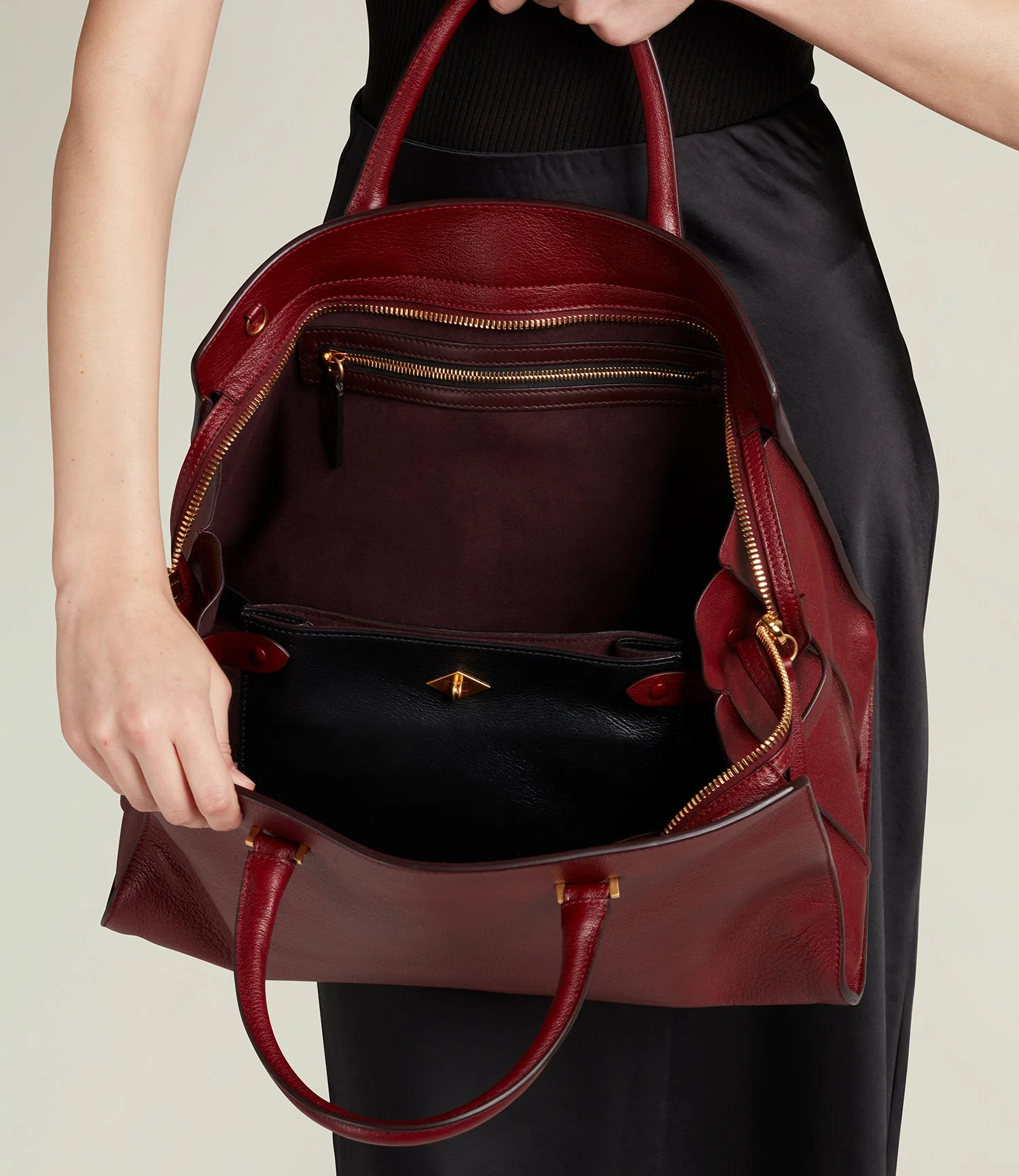 Metier - Private Eye Large Buffalo Dark Cherry - Image 7