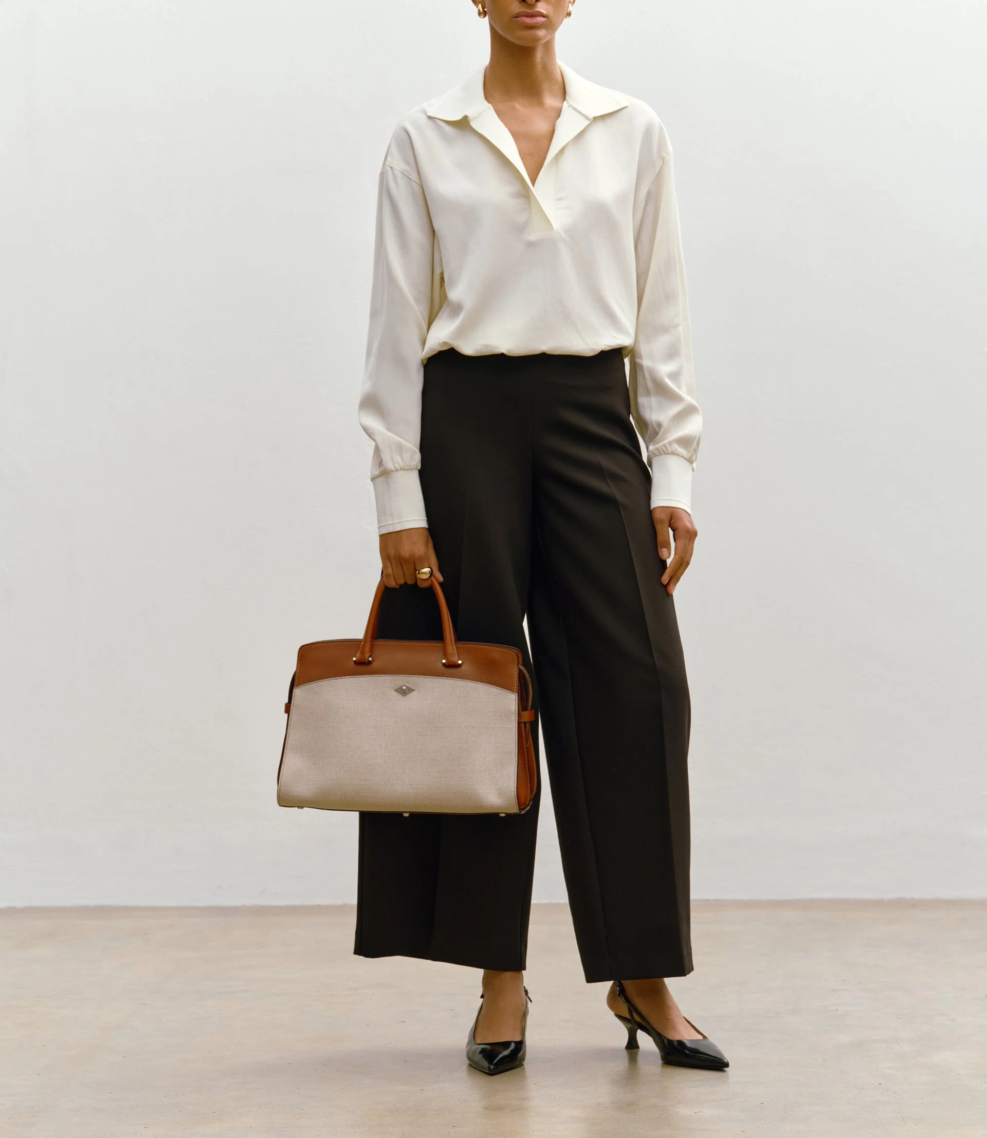 Metier - Private Eye Natural Linen and Buffalo Cognac - Image 2
