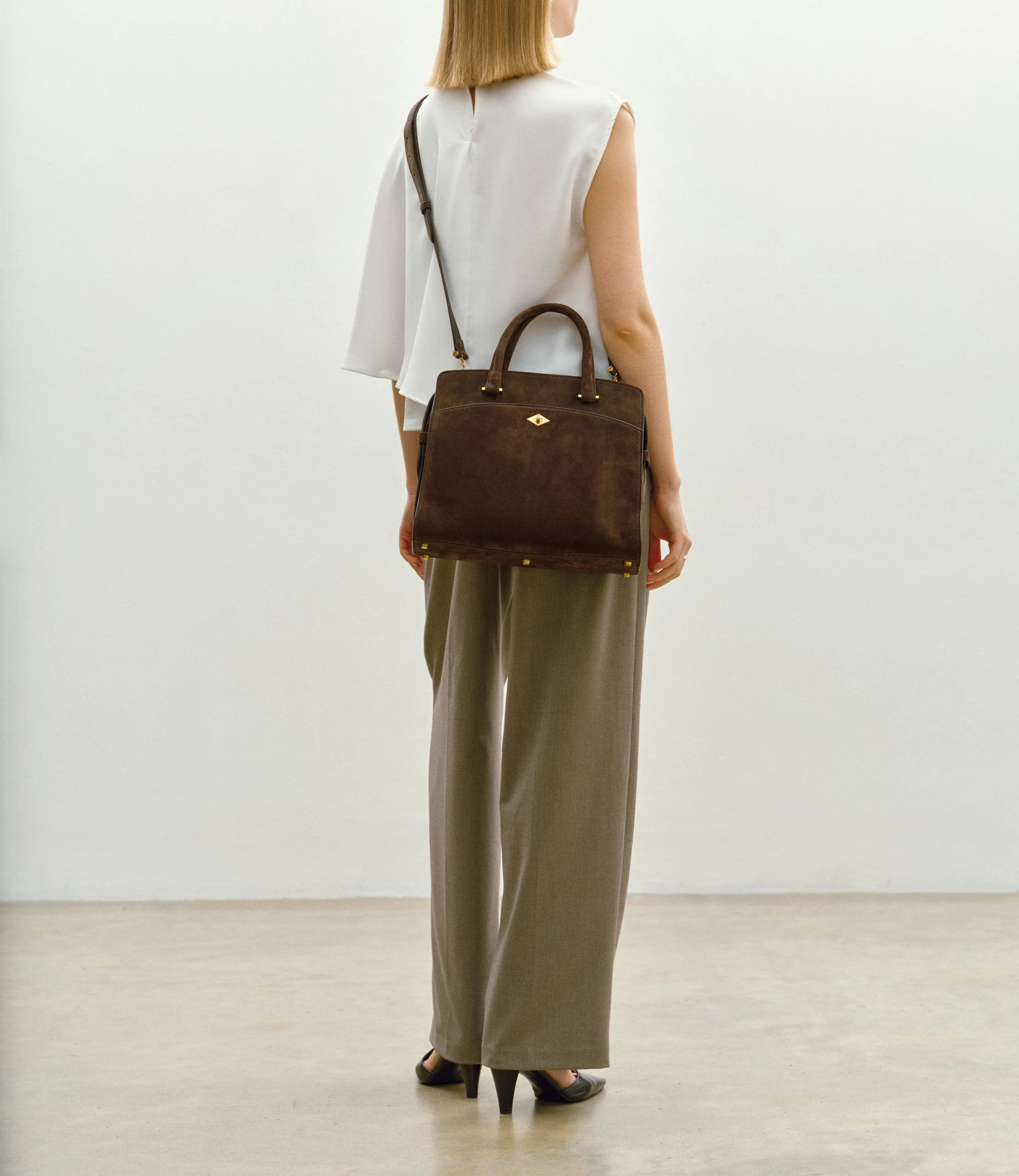 Metier - Private Eye Slim Suede Chocolate - Image 4