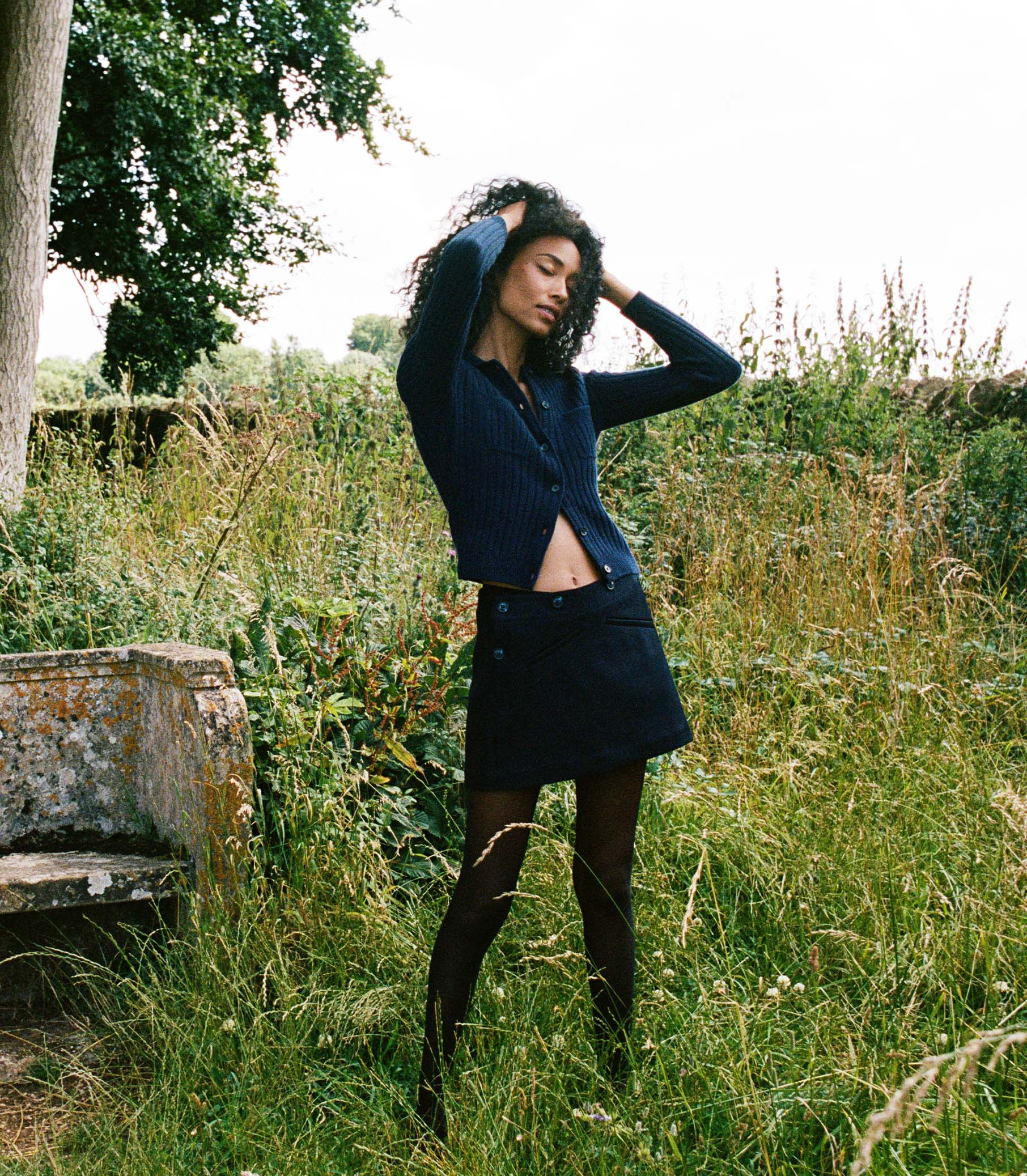 DÔEN - RAINA SKIRT -- DEEP NAVY - Image 2