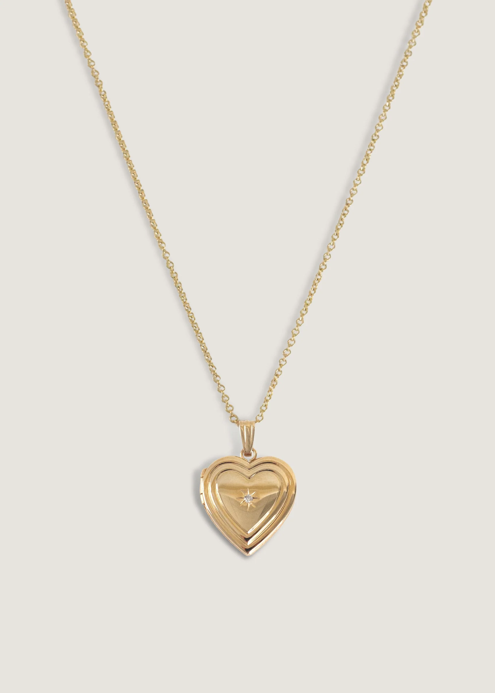 Kinn - Ribbed Maison Heart Locket Necklace Diamond