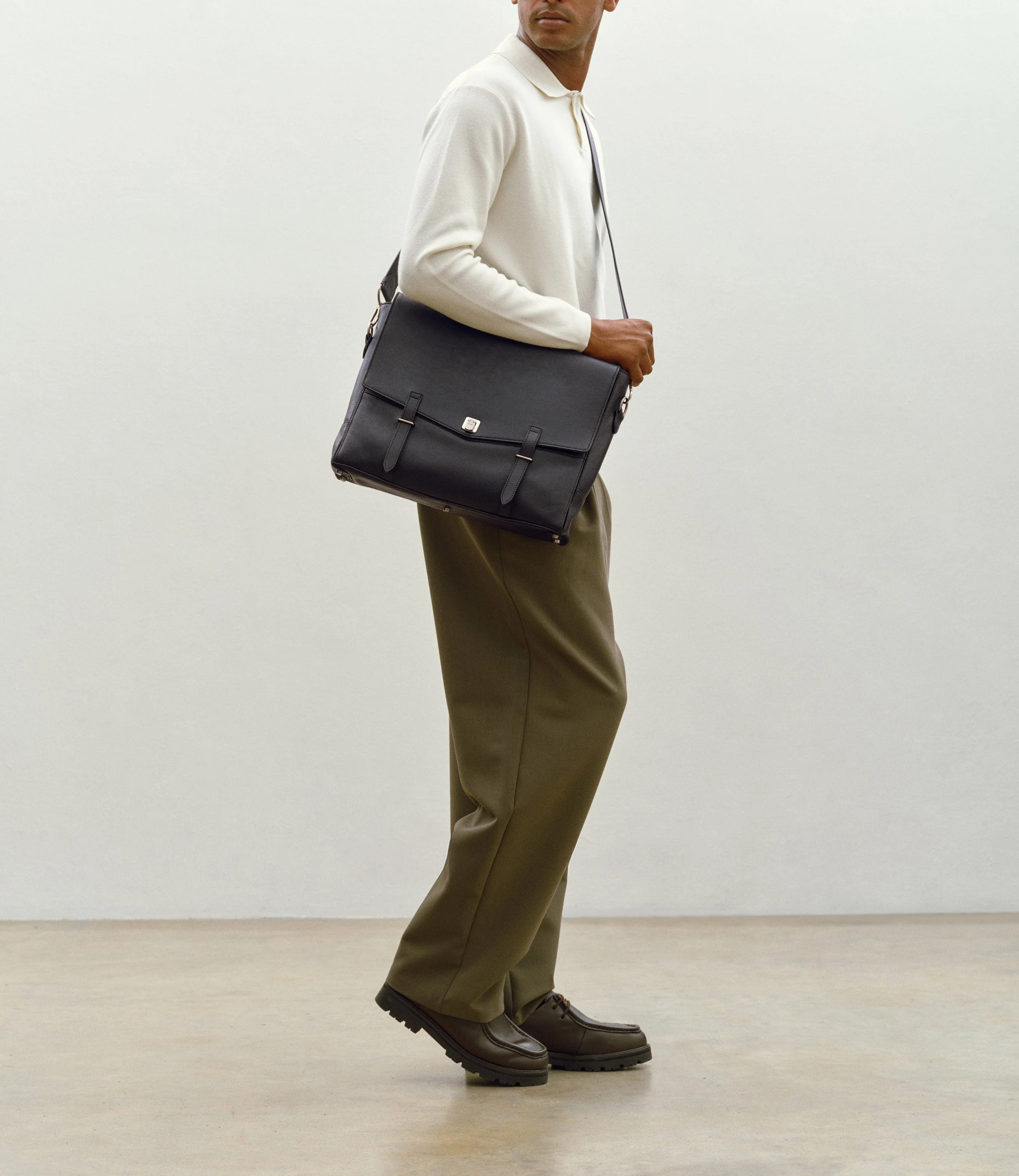 Metier - Rider Briefcase Buffalo Black - Image 2