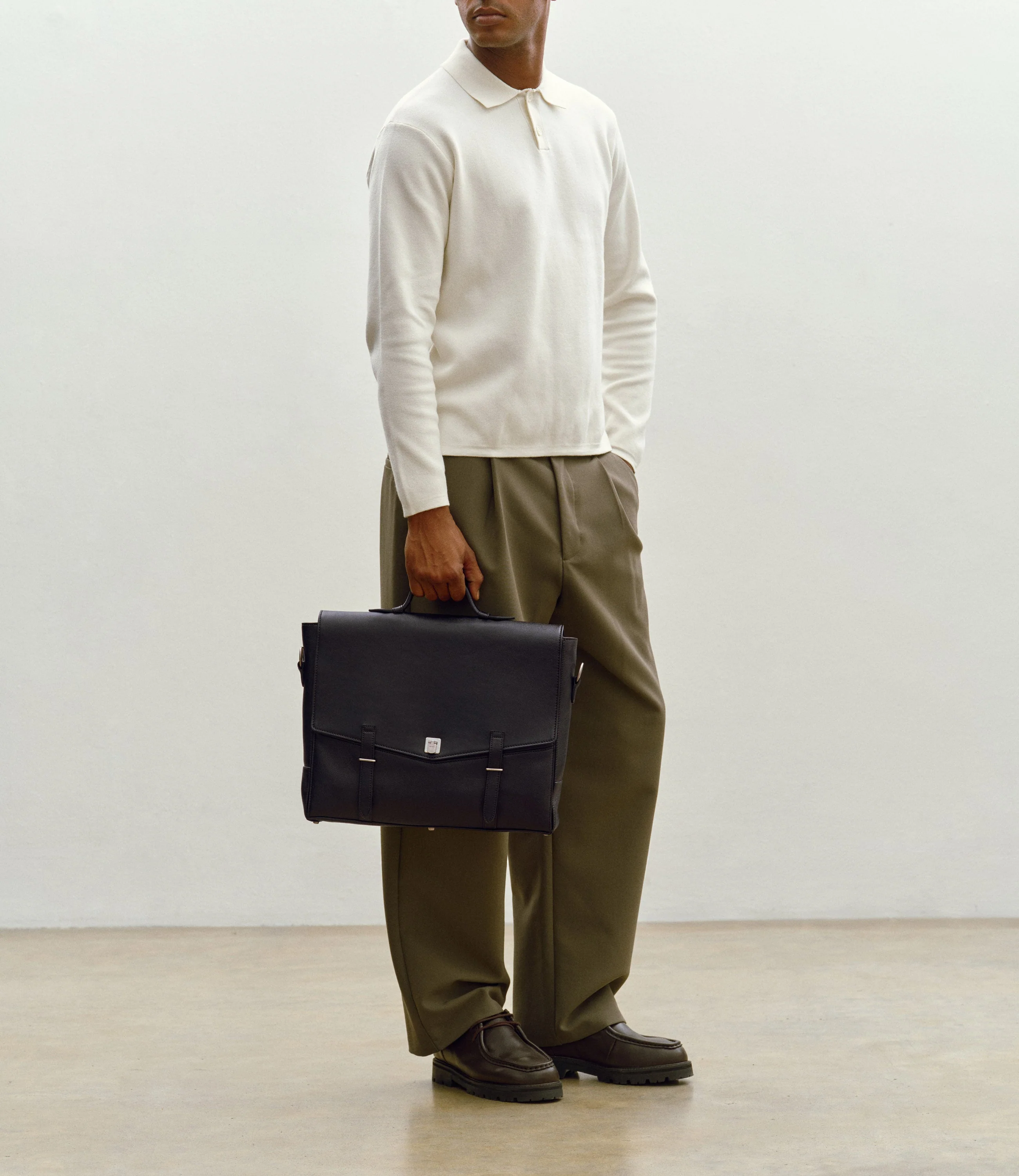 Metier - Rider Briefcase Buffalo Black - Image 4