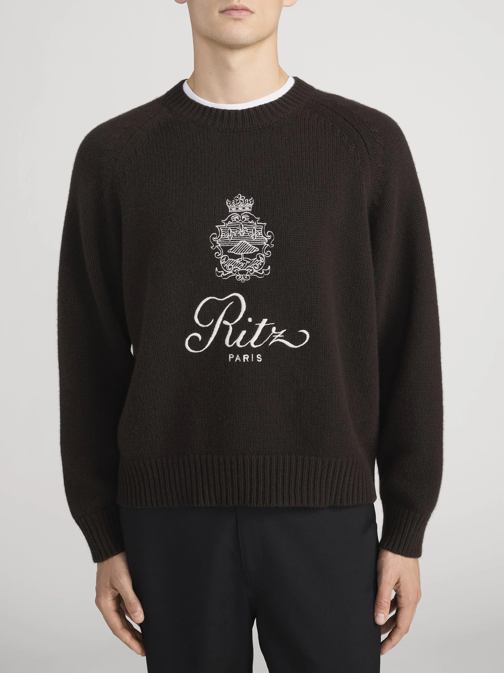 FRAME - Ritz Unisex Cashmere Sweater - Image 3