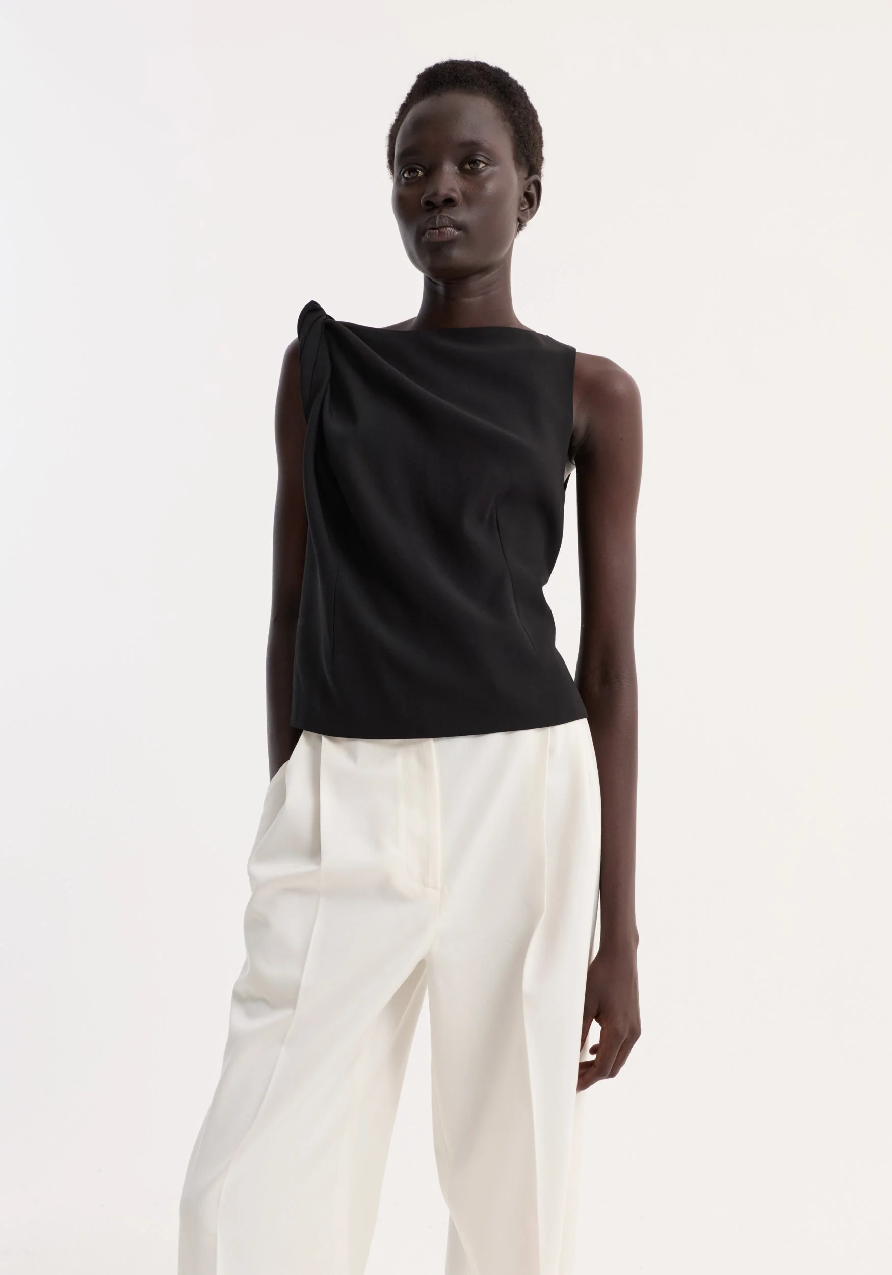 ROHE - Draped linen silk top | black - Image 2