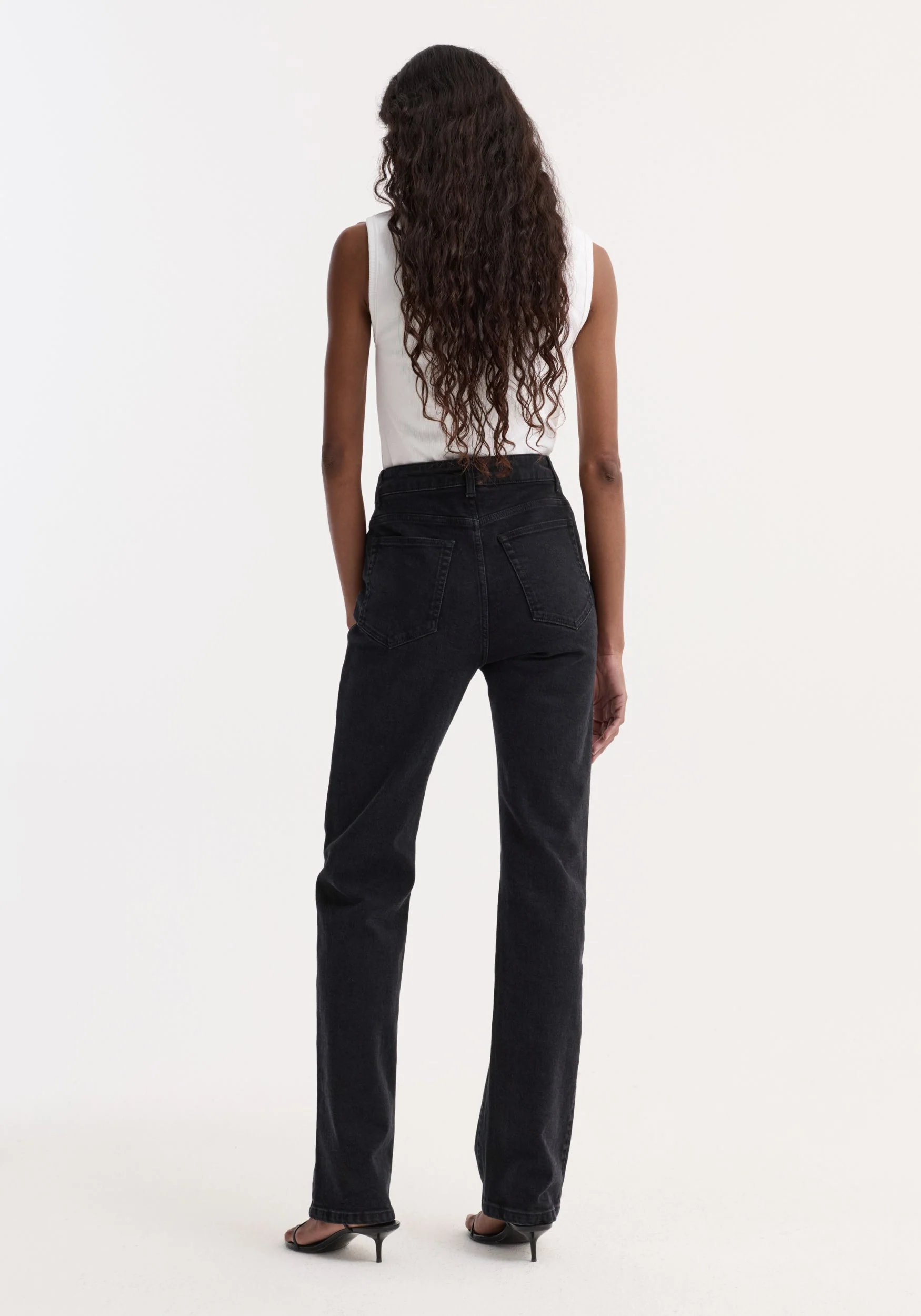 ROHE - High - rise straight stretch denim | black - Image 3