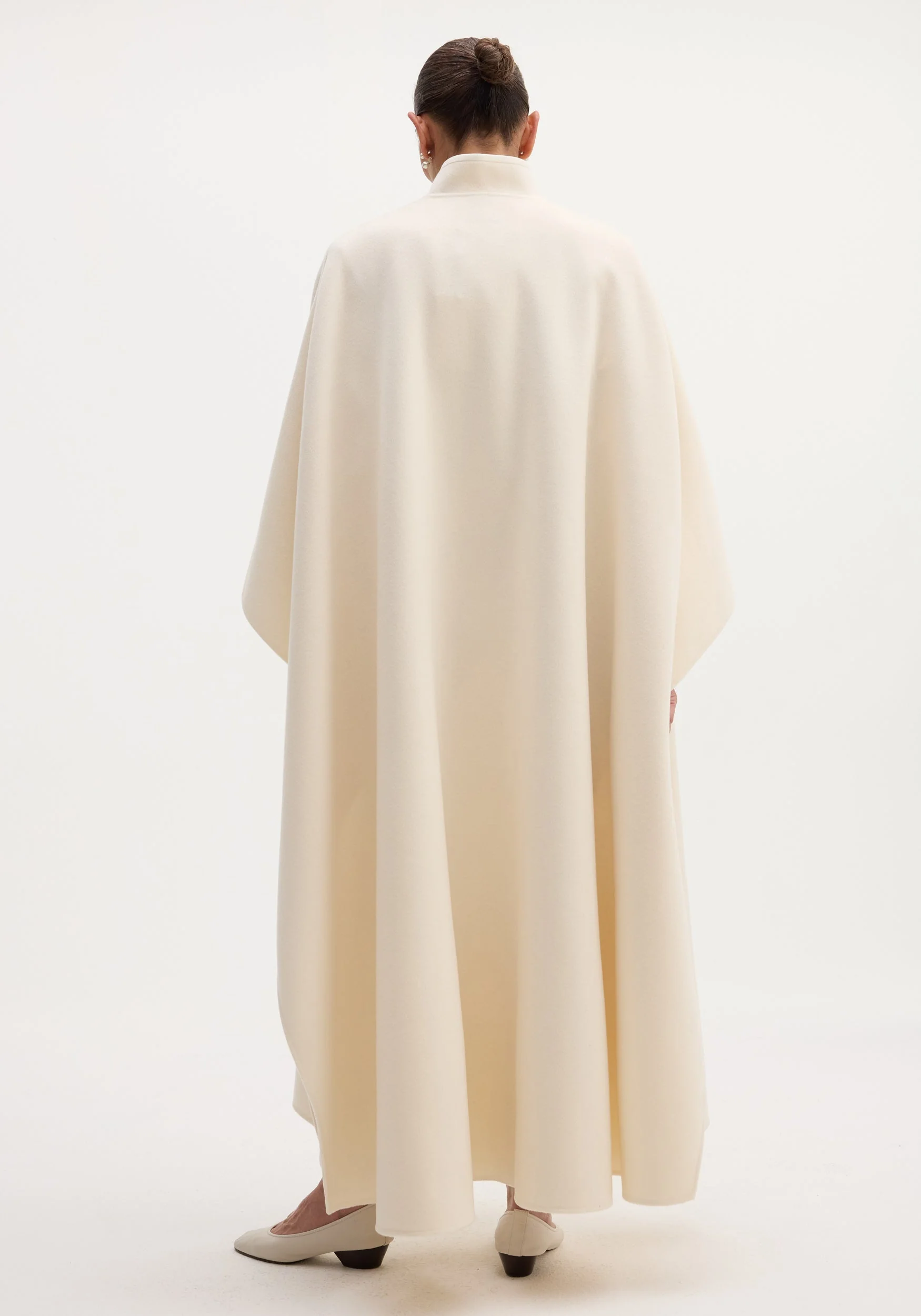 ROHE - Pankou closure poncho | off white - Image 6