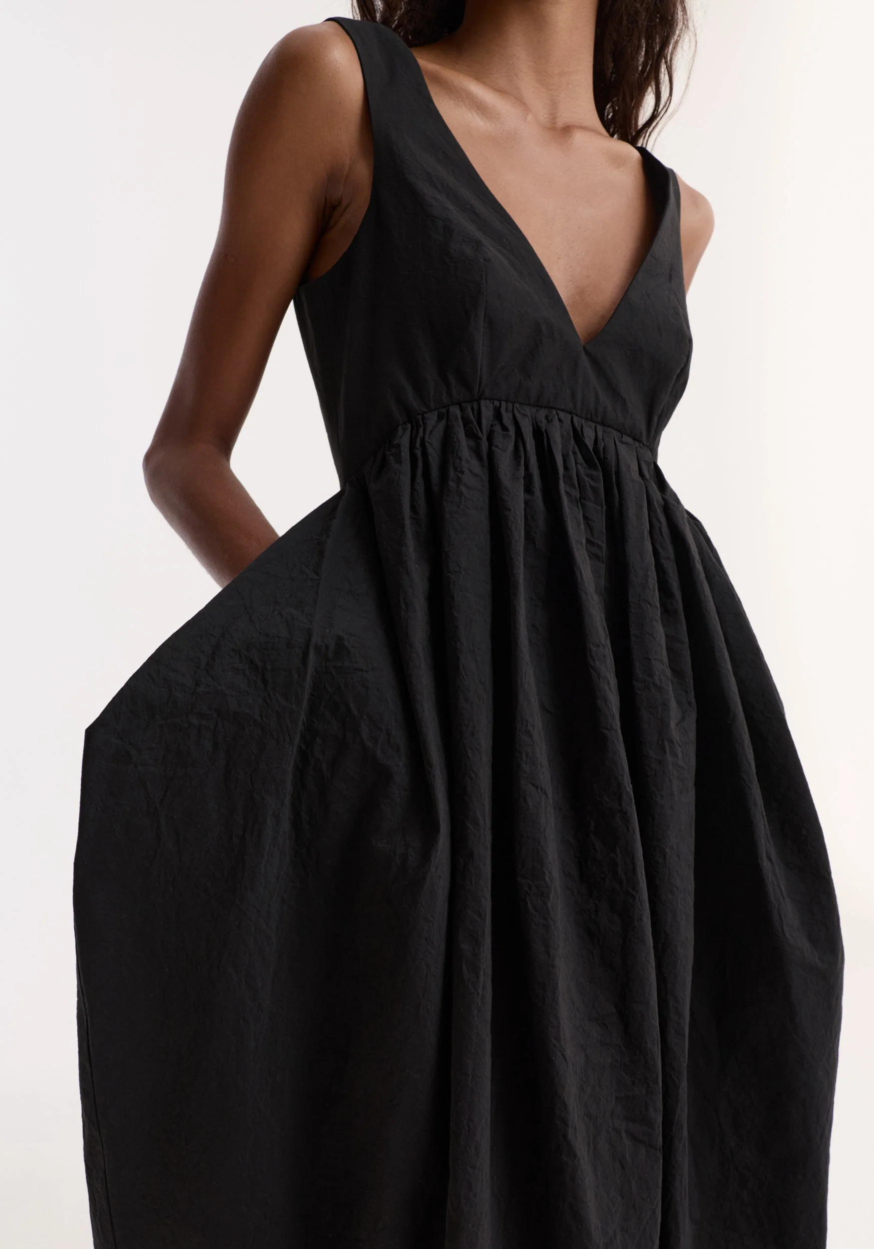ROHE - Sculptural textured cotton dress | black - Image 3