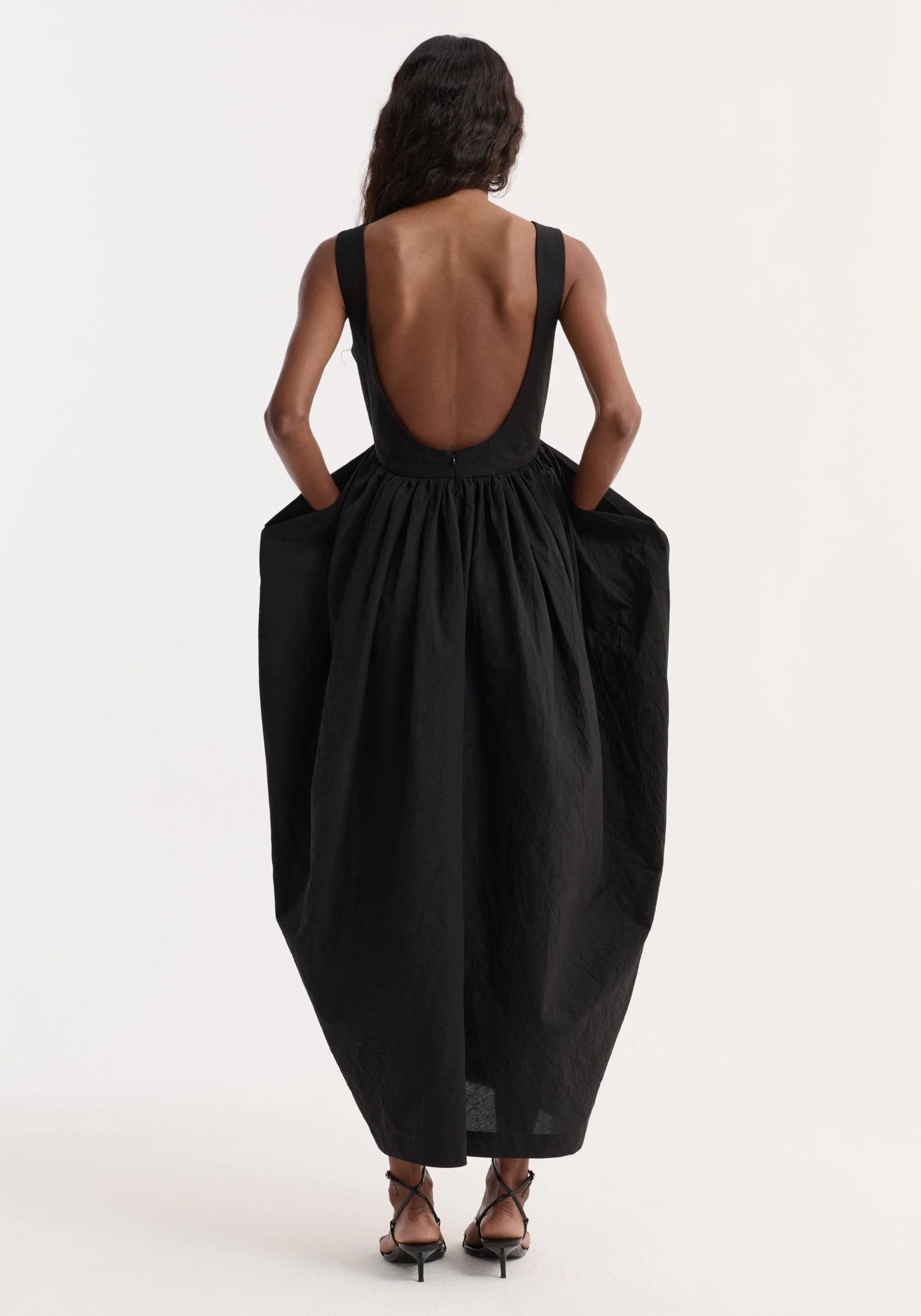 ROHE - Sculptural textured cotton dress | black - Image 5