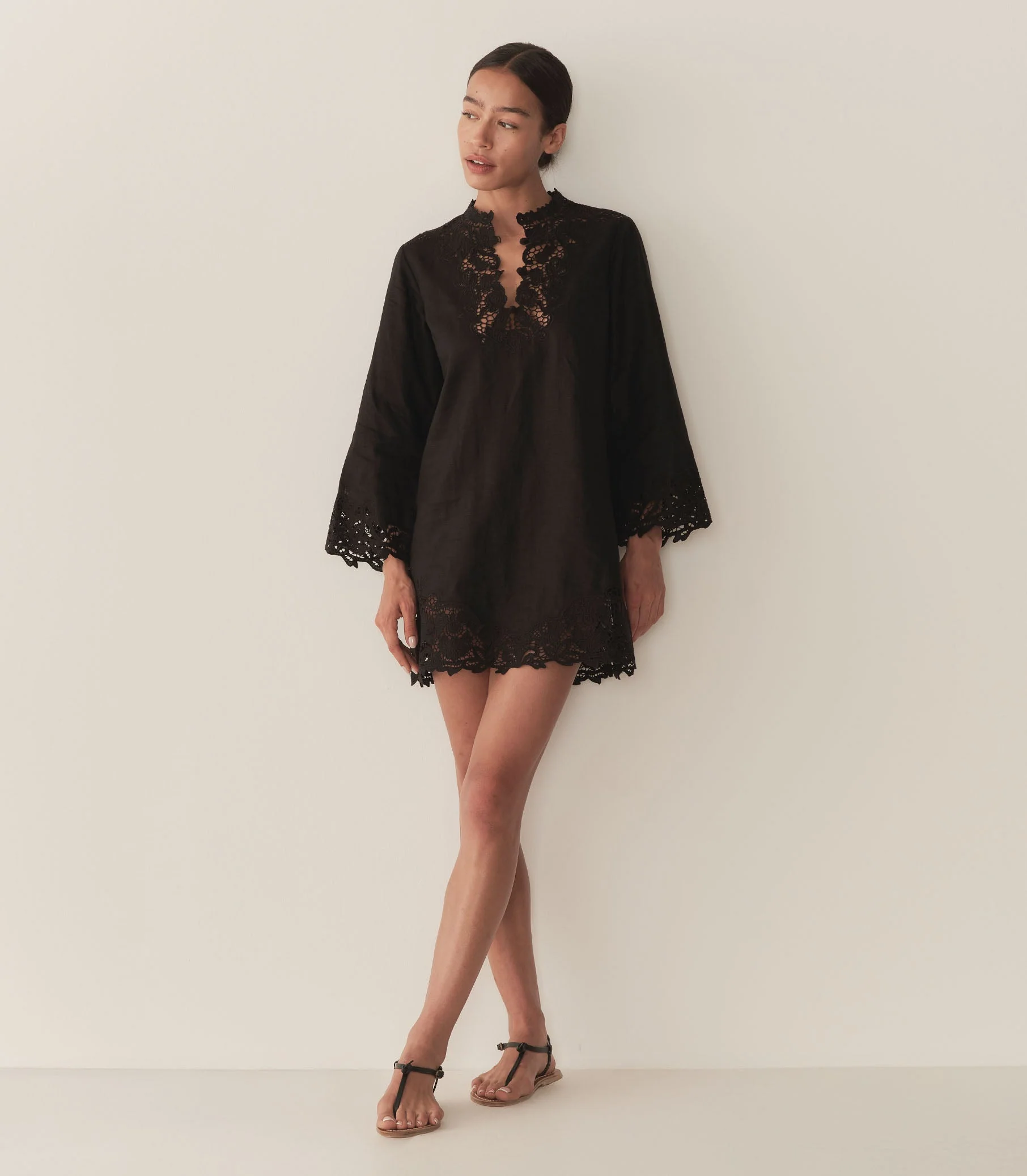 DÔEN - ROSELIE TUNIC -- BLACK