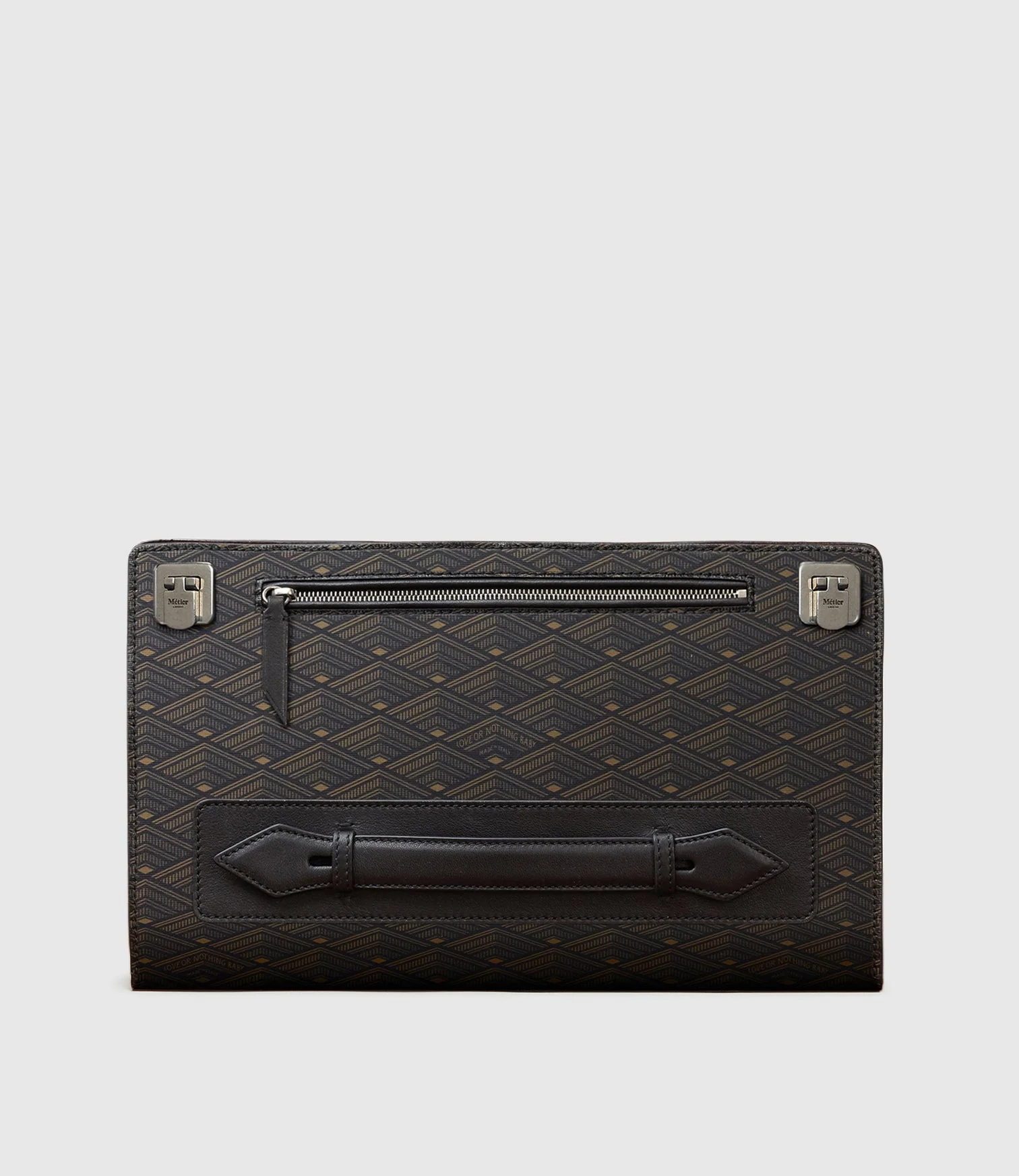 Metier - Runaway I Essentials Portfolio Signature Canvas From Dusk Till Dawn