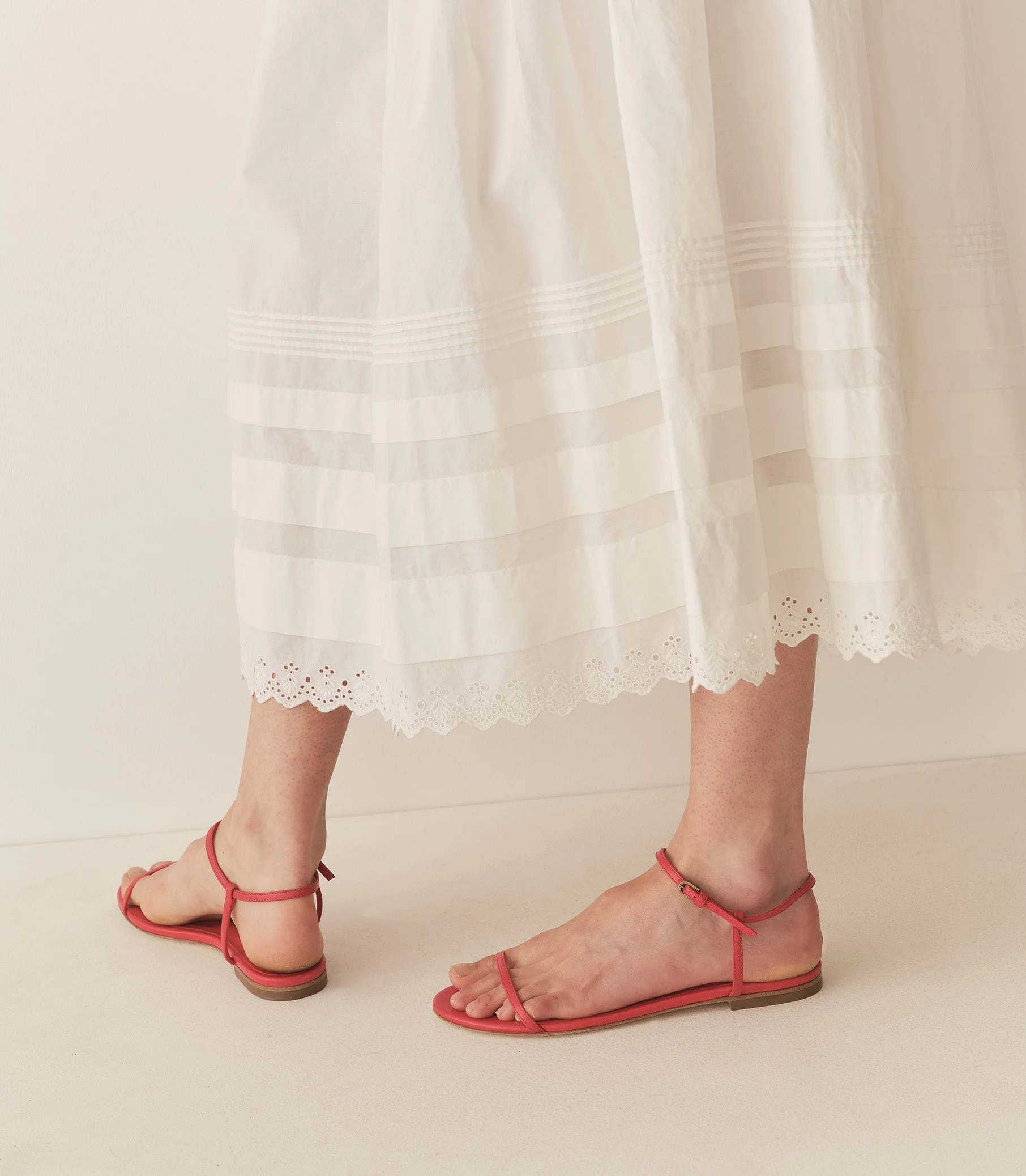 DÔEN - SARTENE SANDAL -- RED NAPPA - Image 6