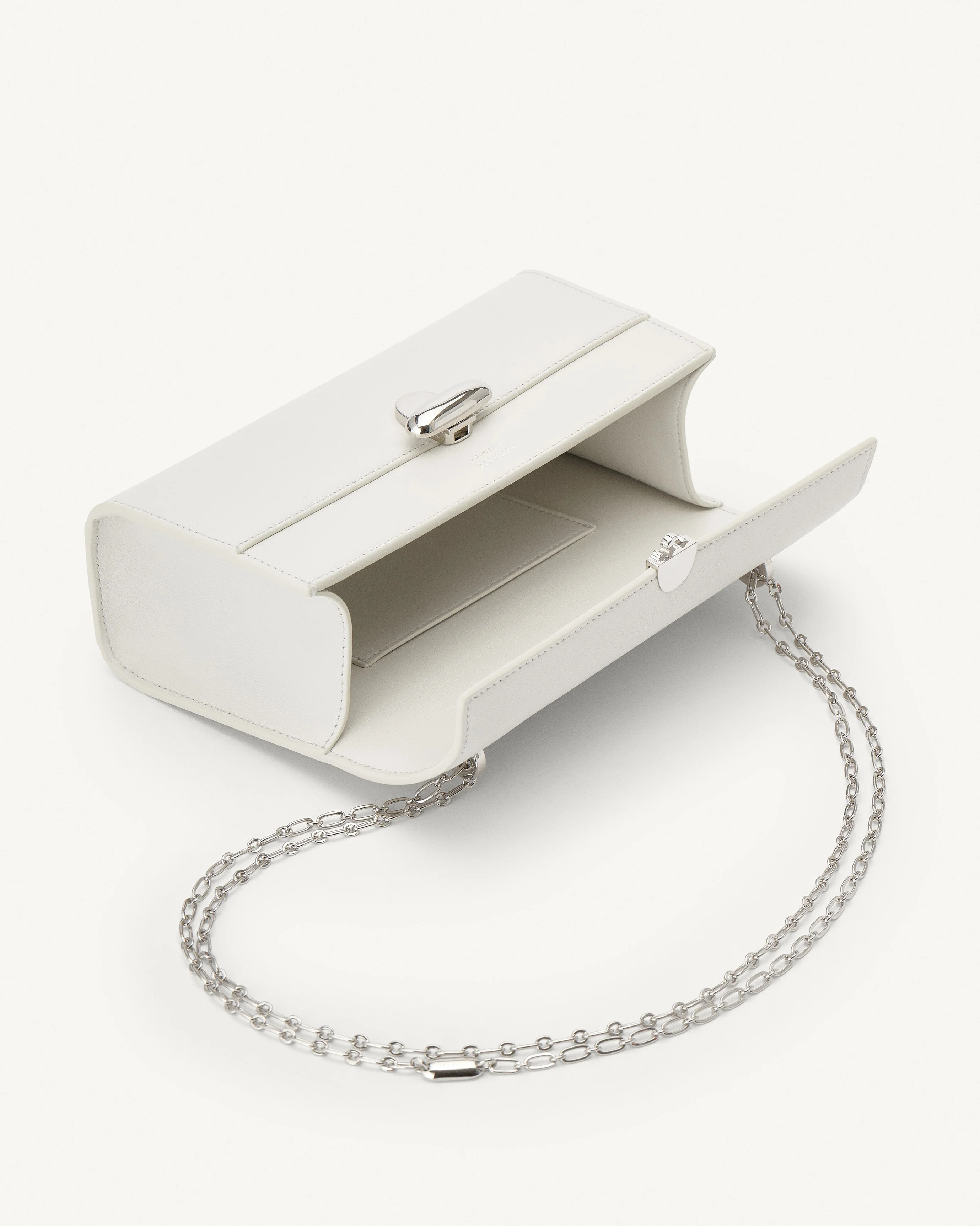 SAVETTE - Symmetry Chain Pochette in Ivory Leather - Image 3