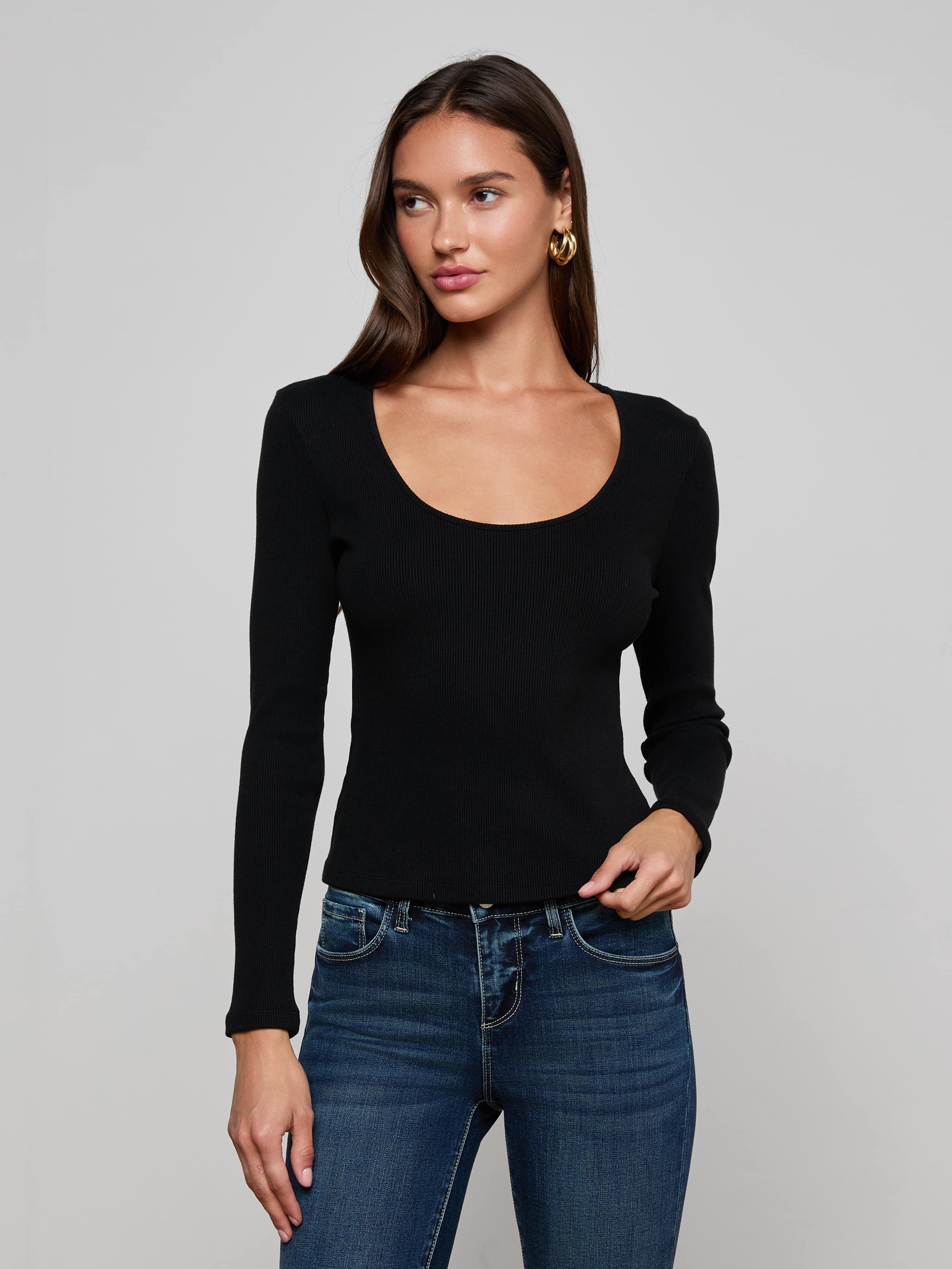 L'AGENCE - Scarlet Scoopneck Tee