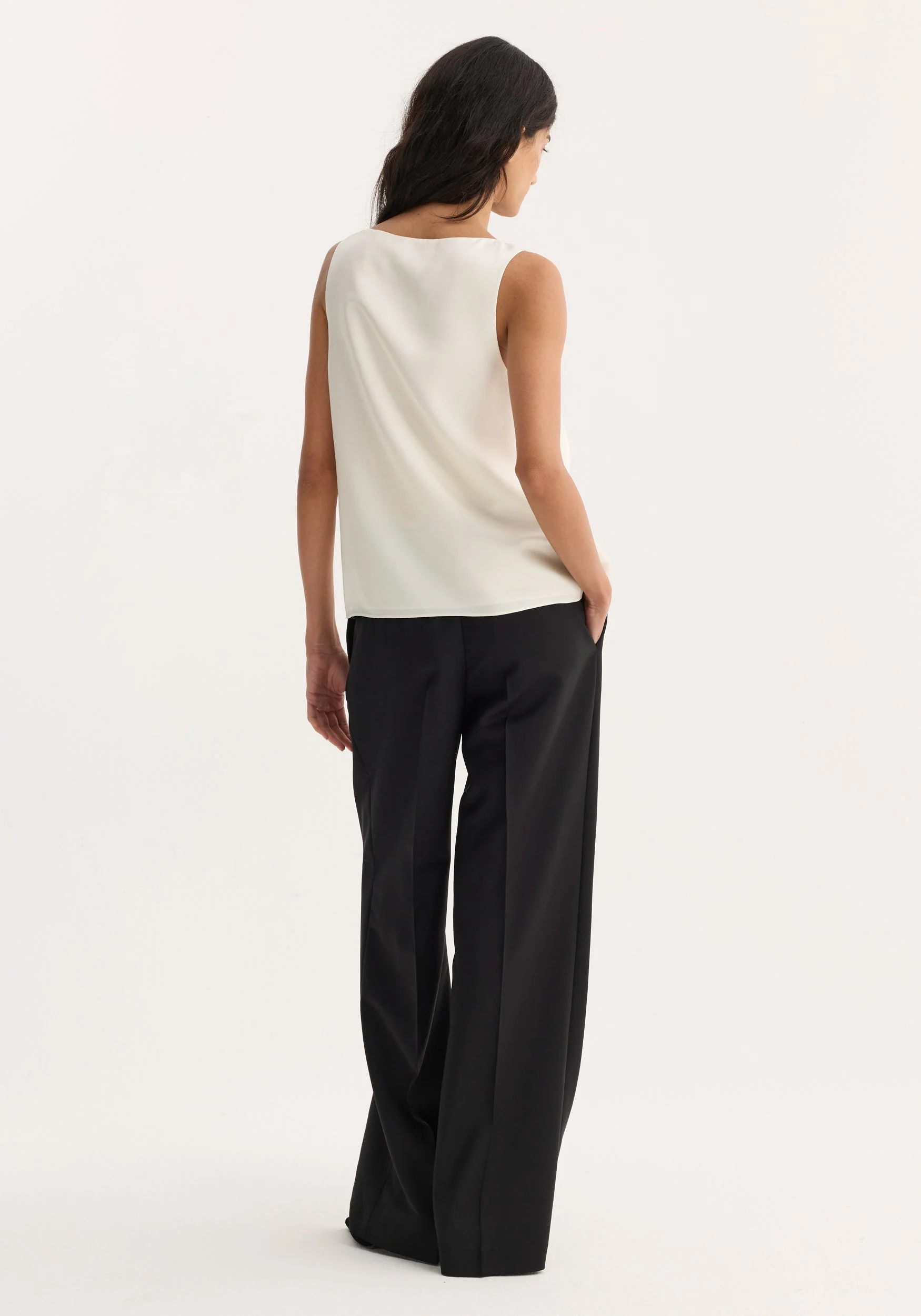 ROHE - Scoop - neck silk top | cream - Image 3