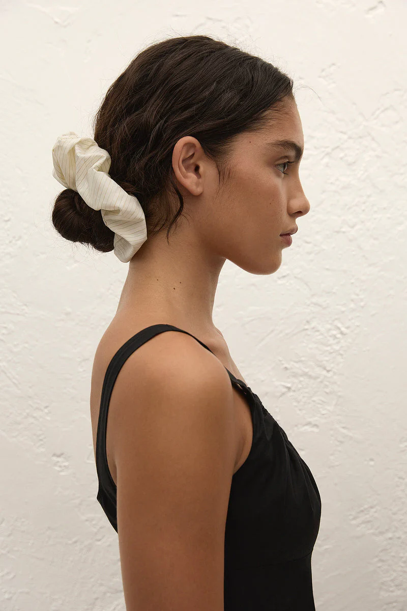 Faithfull - Hair Scrunchie Cream Pinstripe