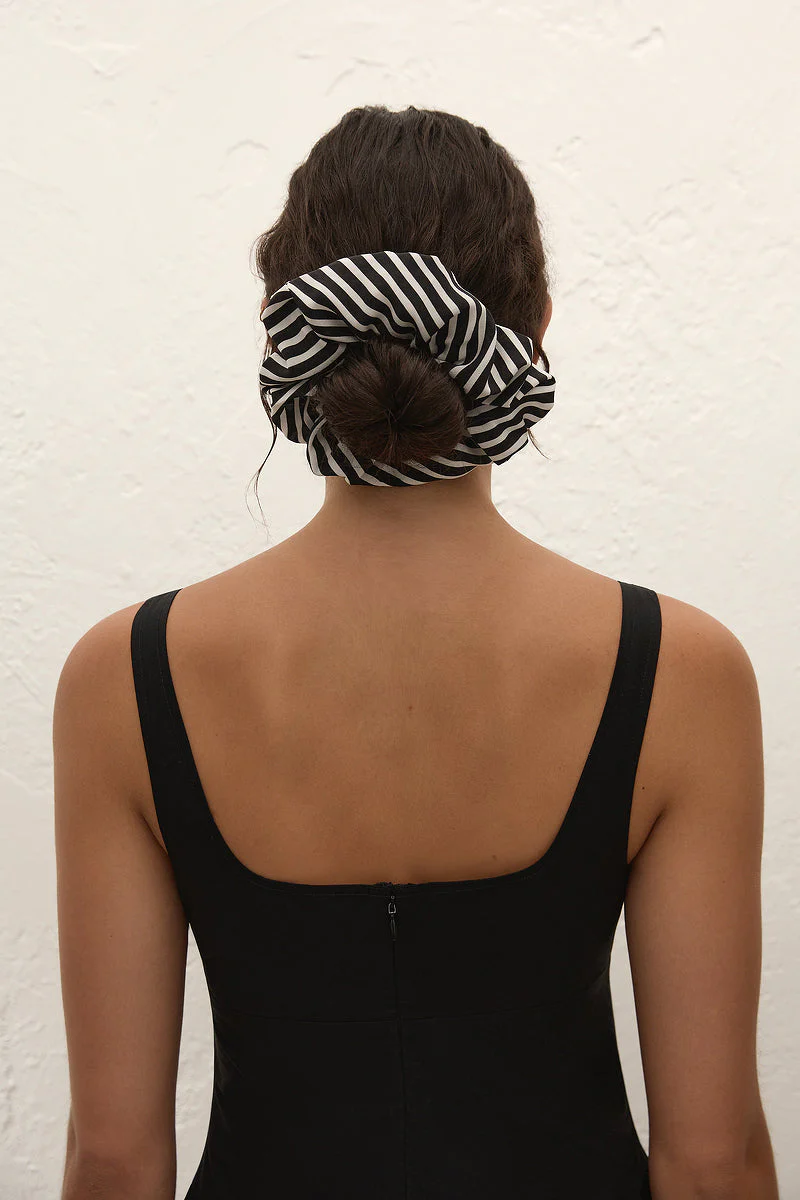 Faithfull - Hair Scrunchie Toscano Stripe Black - Image 3