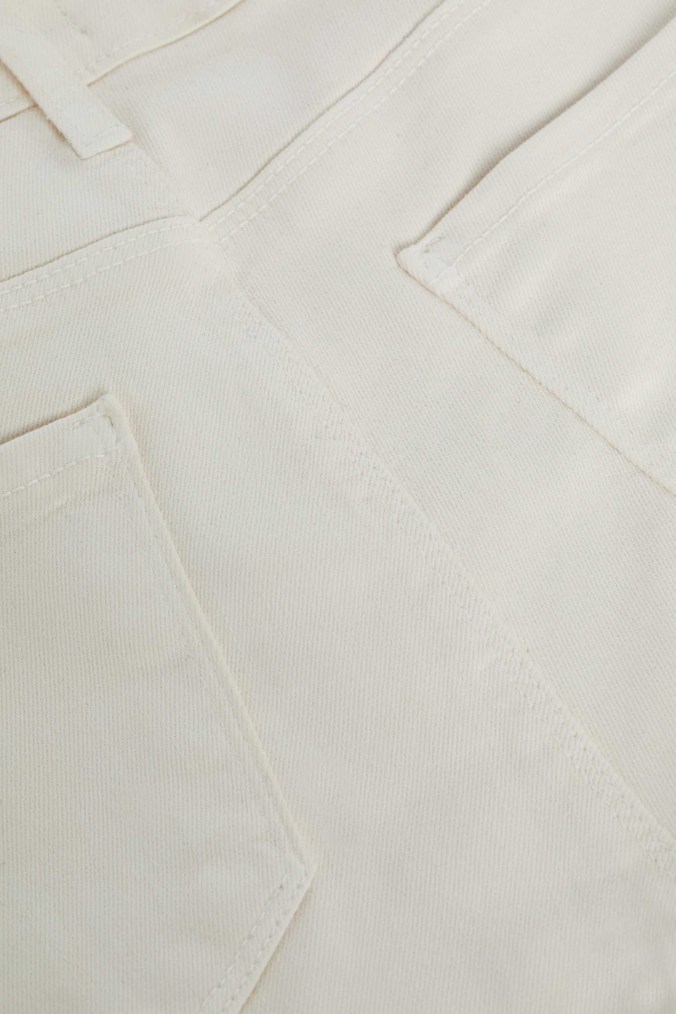 L'AGENCE - Selma Coated Bootcut Jean - Image 12