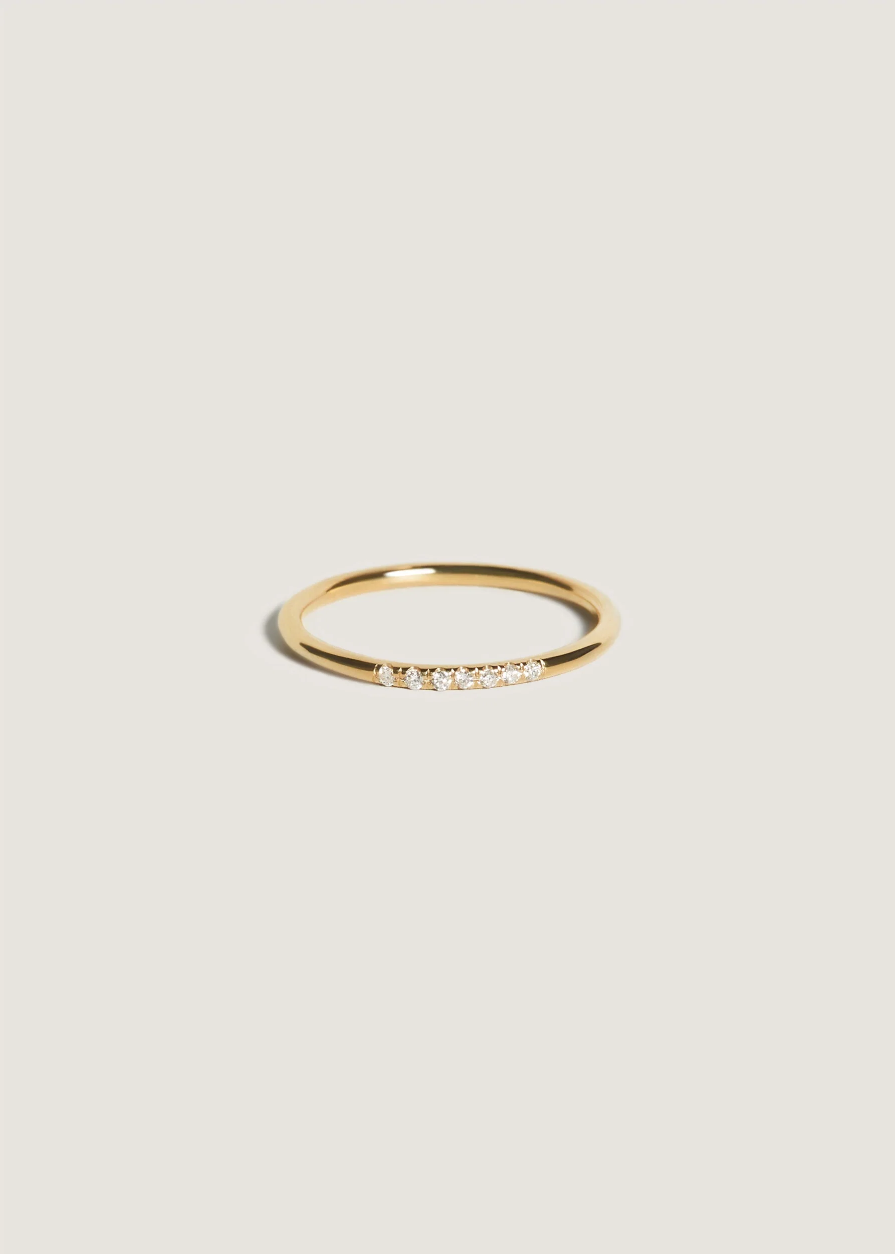 Kinn - Seven Line Ring Diamond
