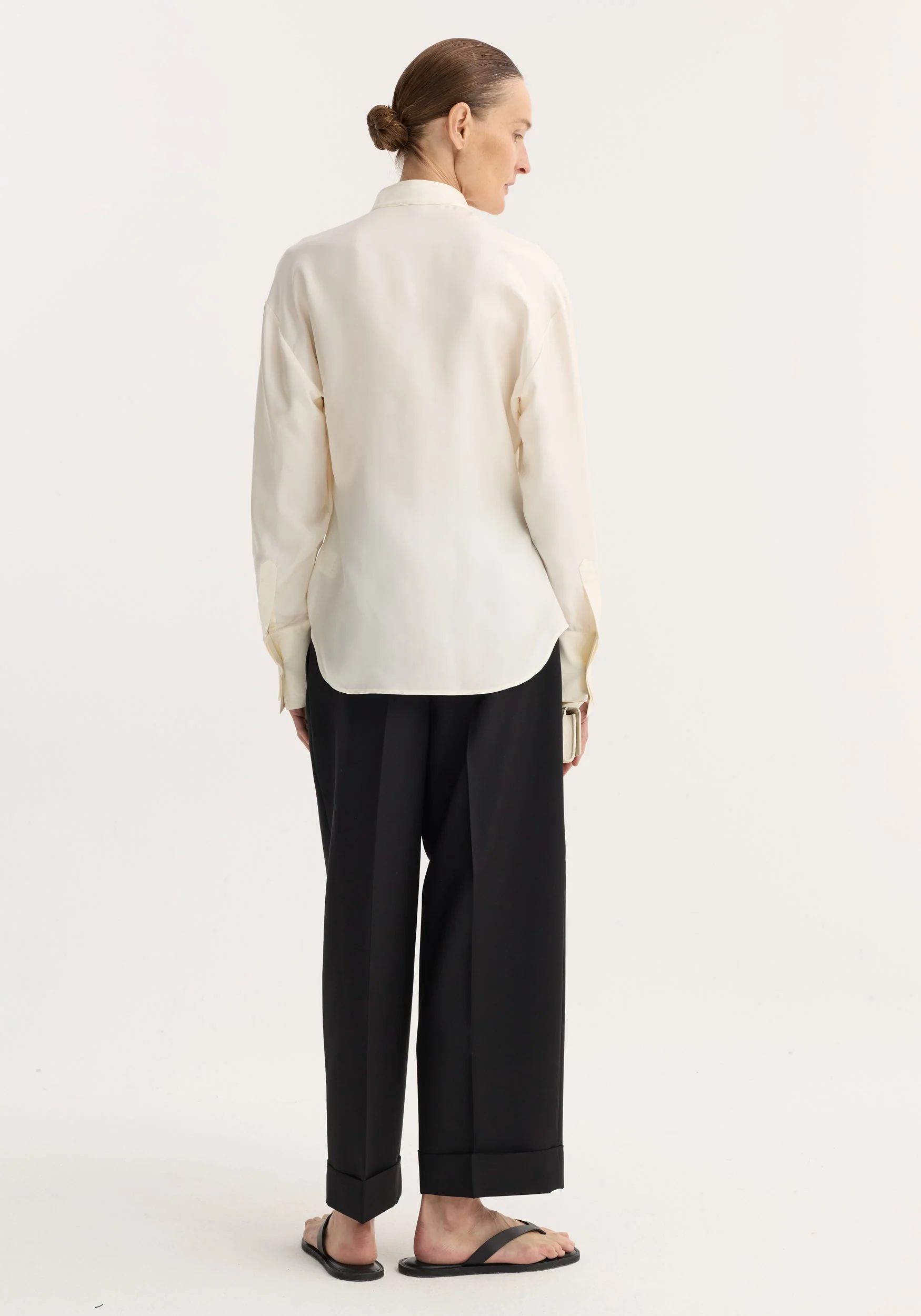 ROHE - Shaped tuxedo silk shirt | cream - Image 5