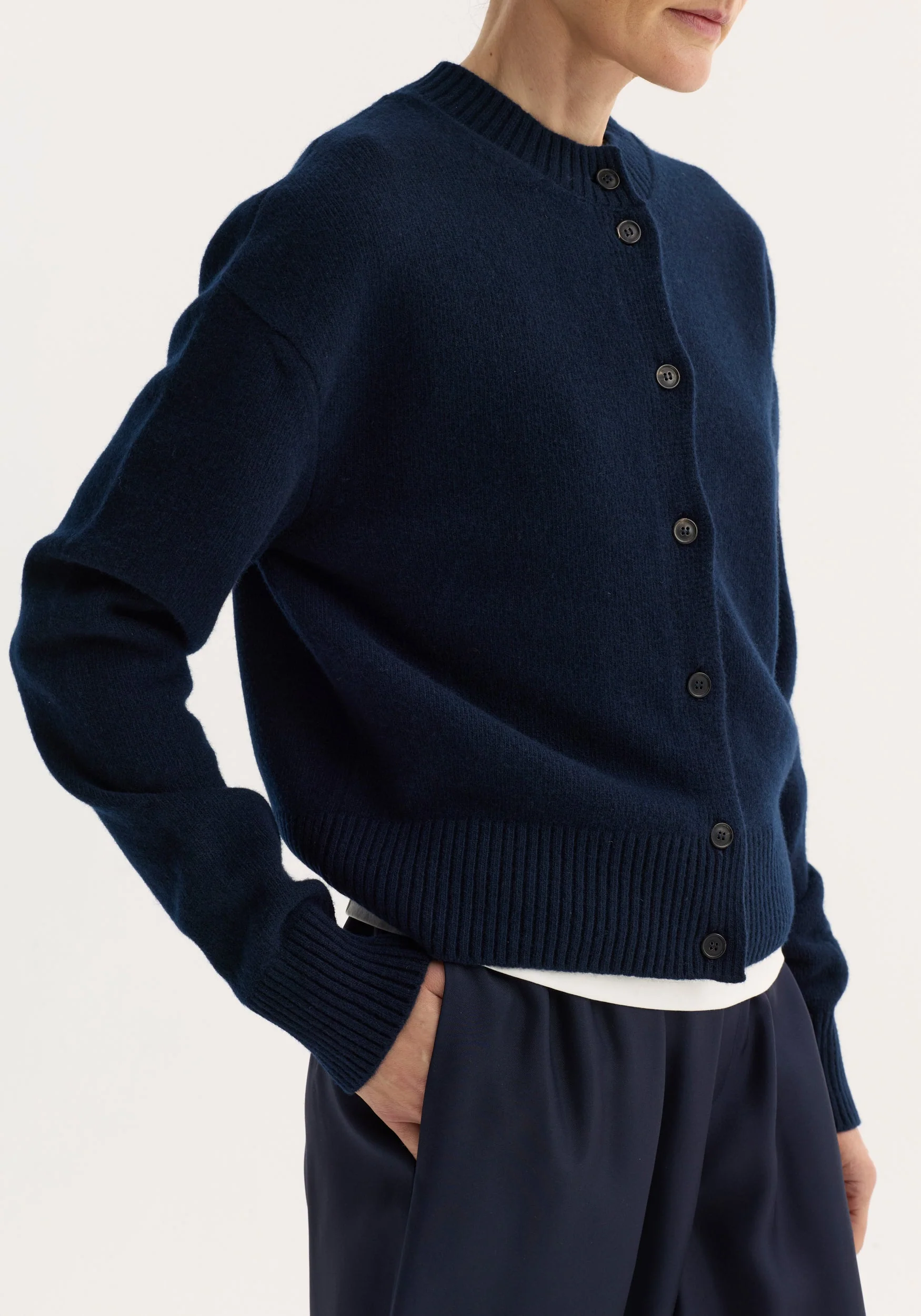 ROHE - Short boiled cardigan | navy - Image 4