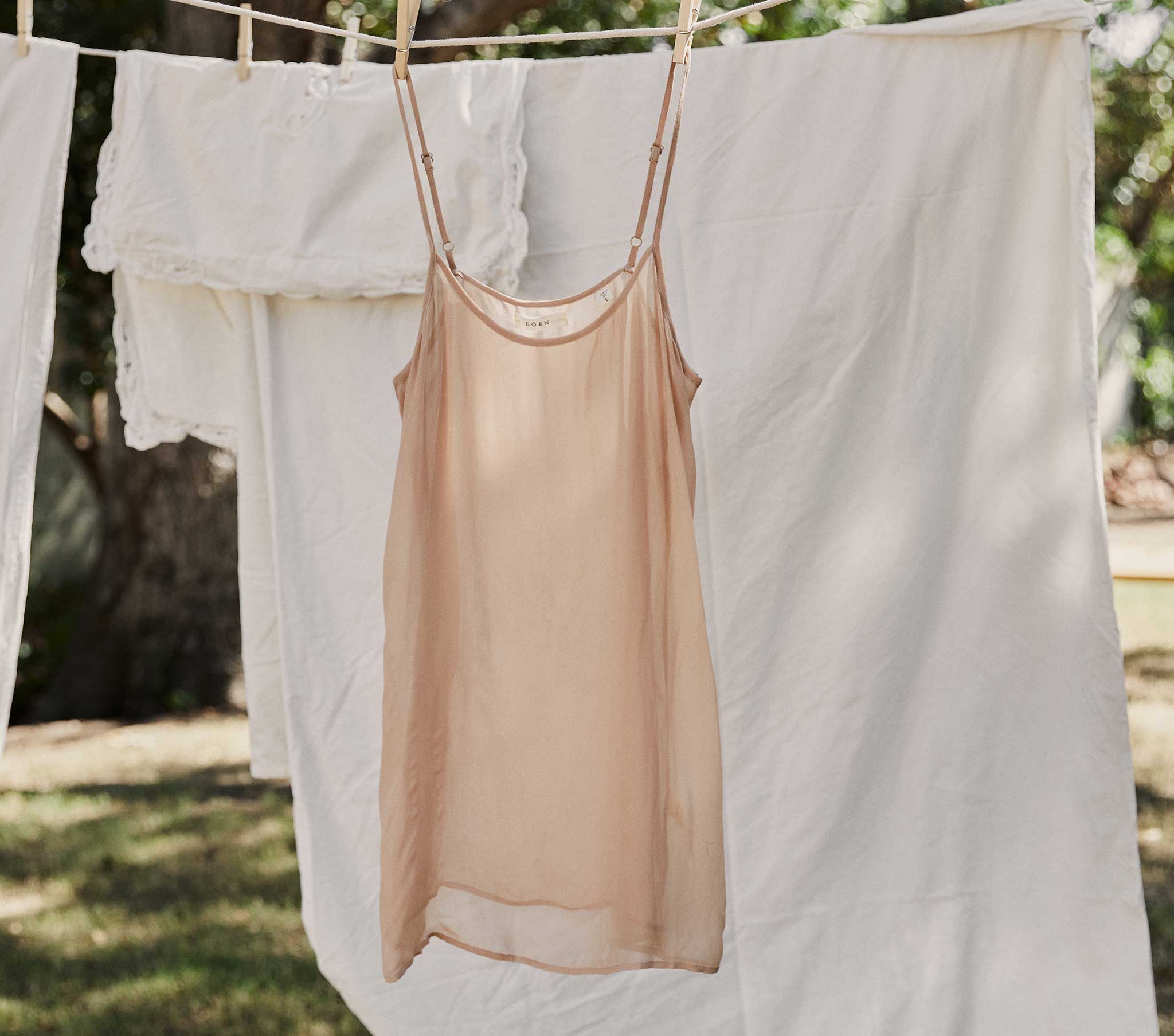 DOEN - SHORT SCOOP NECK SLIP