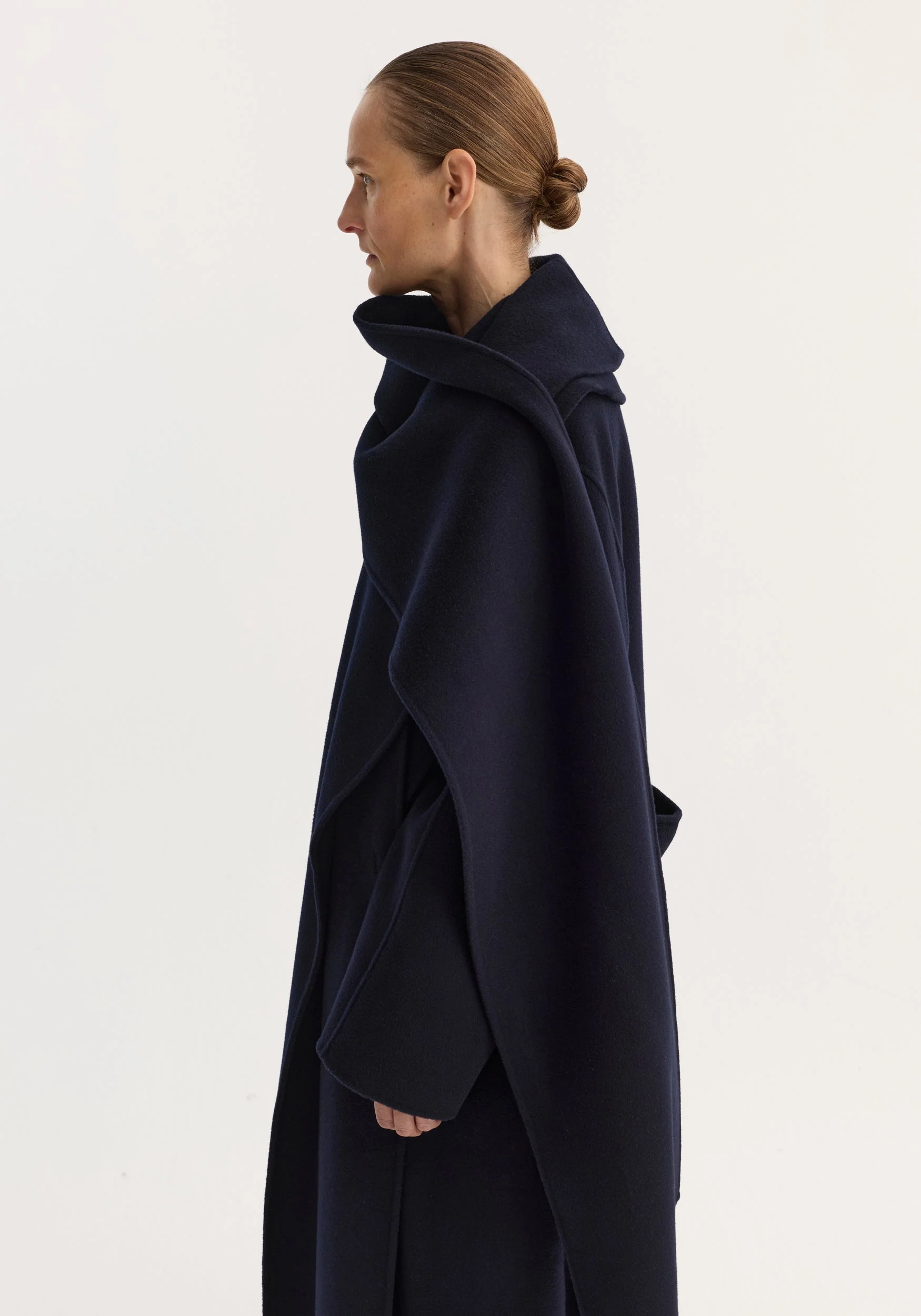 ROHE - Signature double - faced scarf coat | navy - Image 4