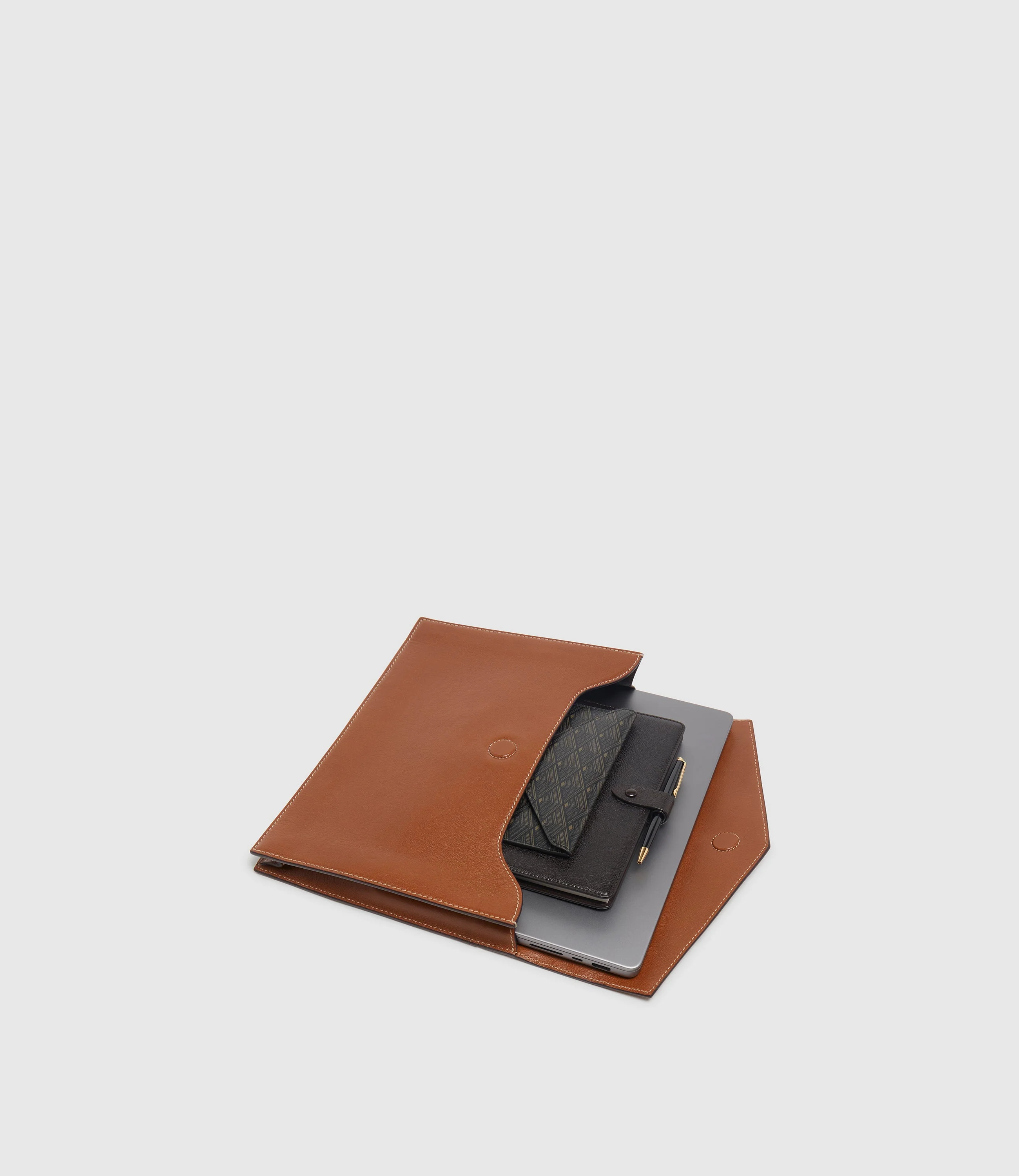 Metier - Single Document Folio Buffalo Cognac - Image 5