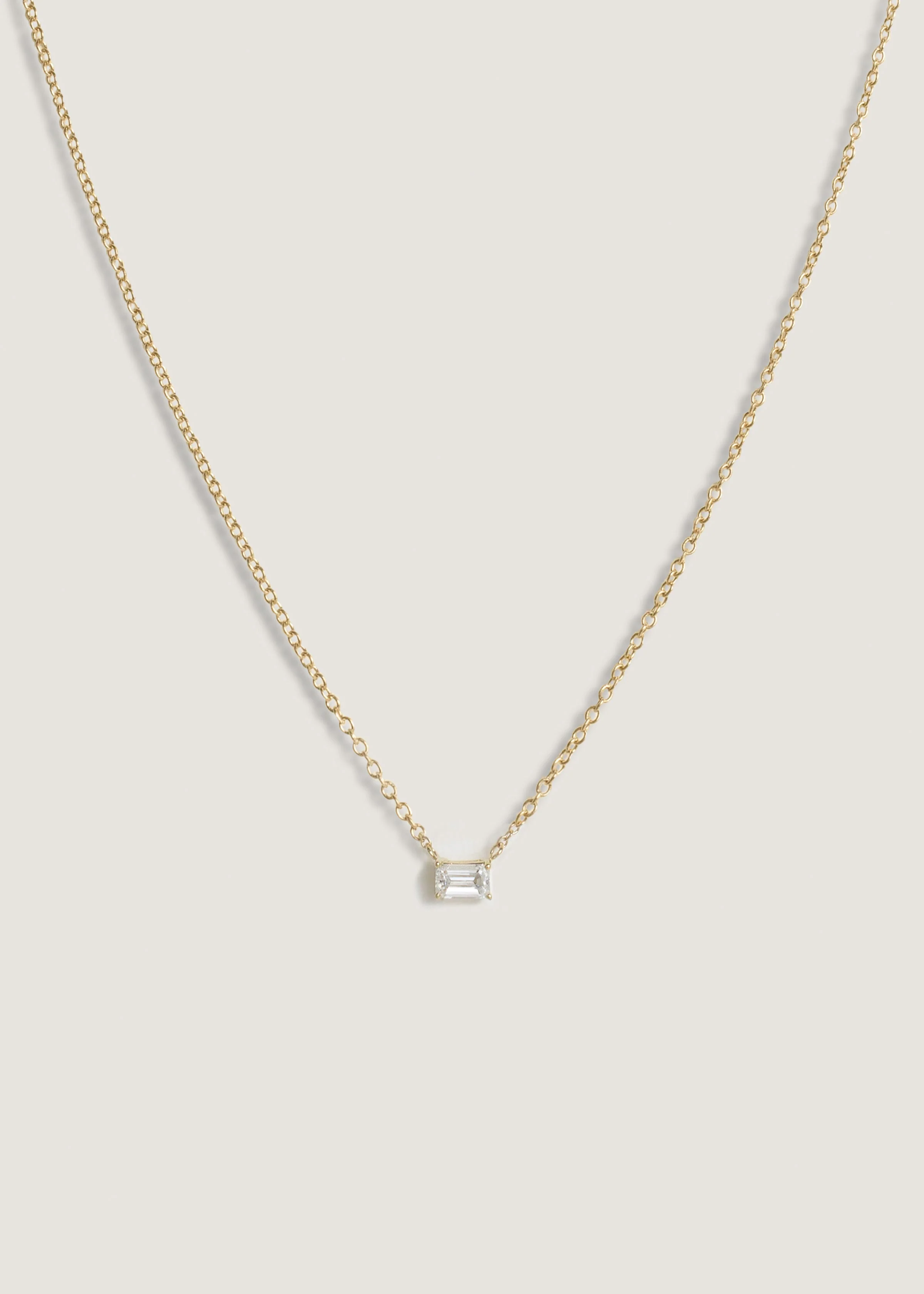 Kinn - Solitaire Floating Emerald Diamond Necklace - Image 5
