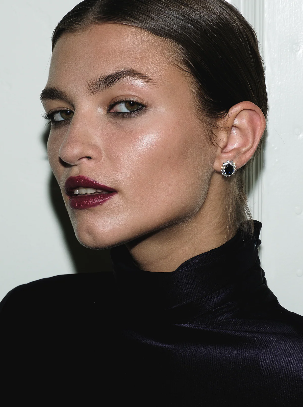 Dorsey - SPENCER STUD EARRINGS IN LAB BLUE SAPPHIRE AND LAB WHITE SAPPHIRE - Image 3