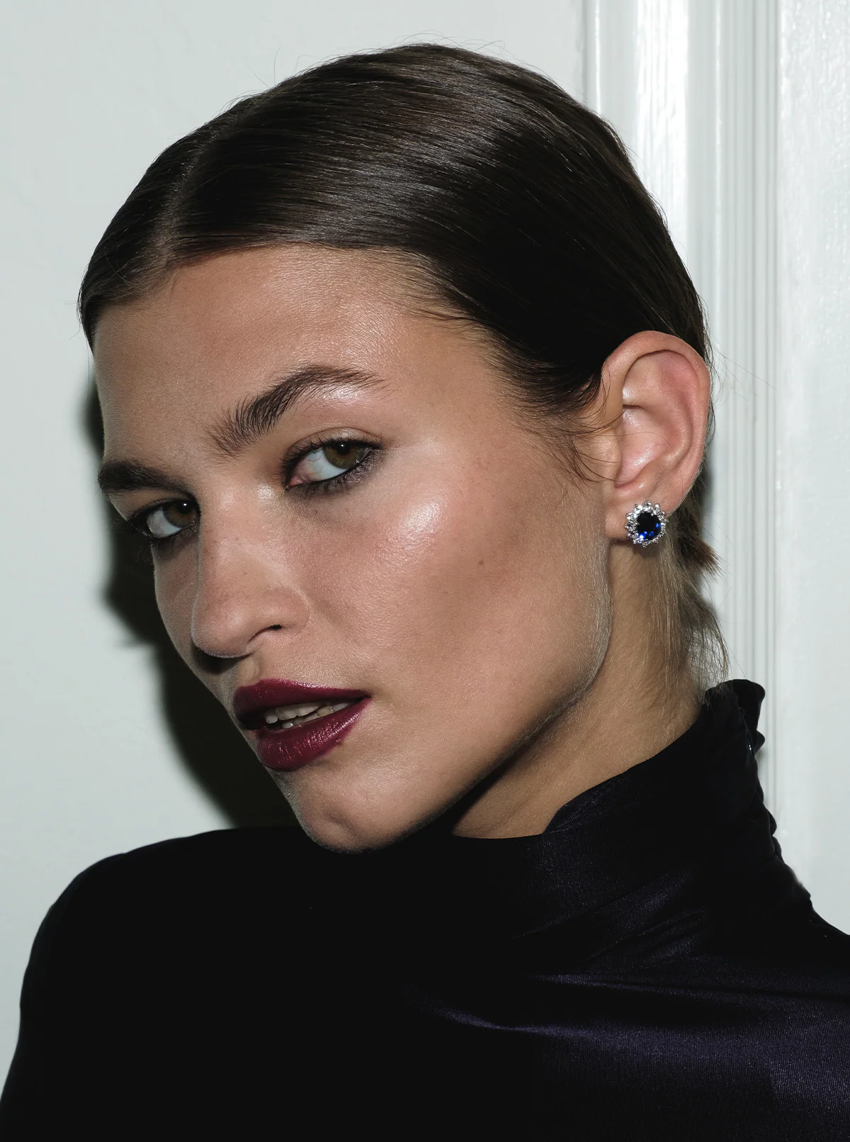 Dorsey - SPENCER STUD EARRINGS IN LAB BLUE SAPPHIRE AND LAB WHITE SAPPHIRE - Image 4