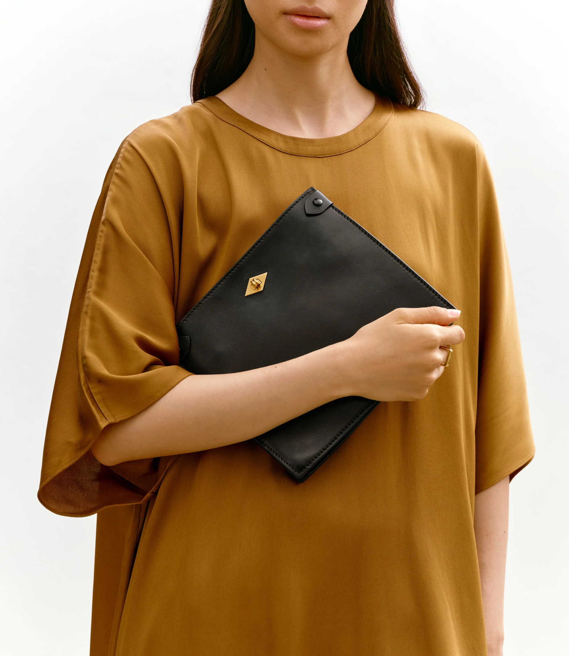 Metier - Stowaway Crossbody Buttery Nappa Black - Image 2