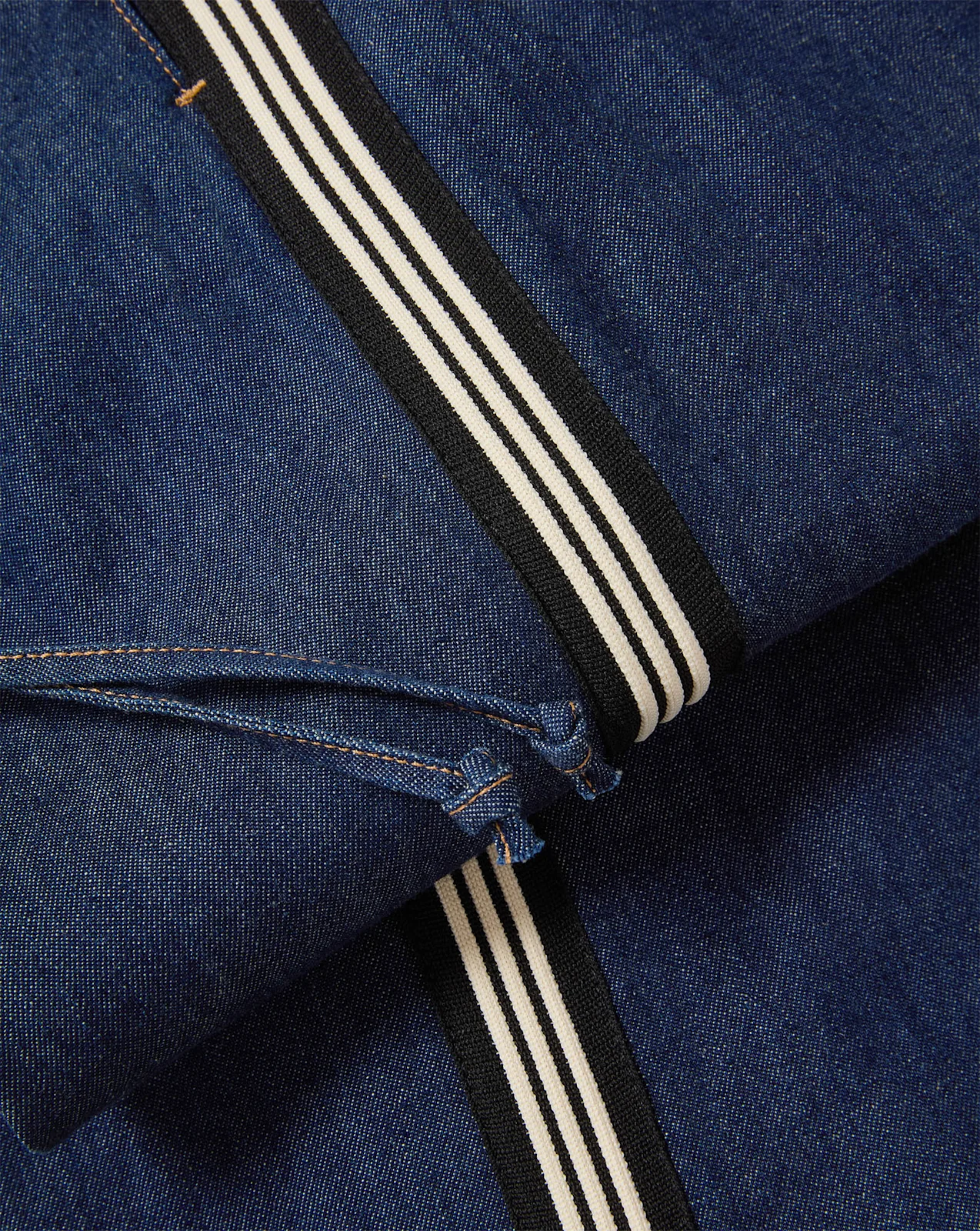 Veronica Beard - Taylor Track - Stripe Wide - Leg Jean - Image 4