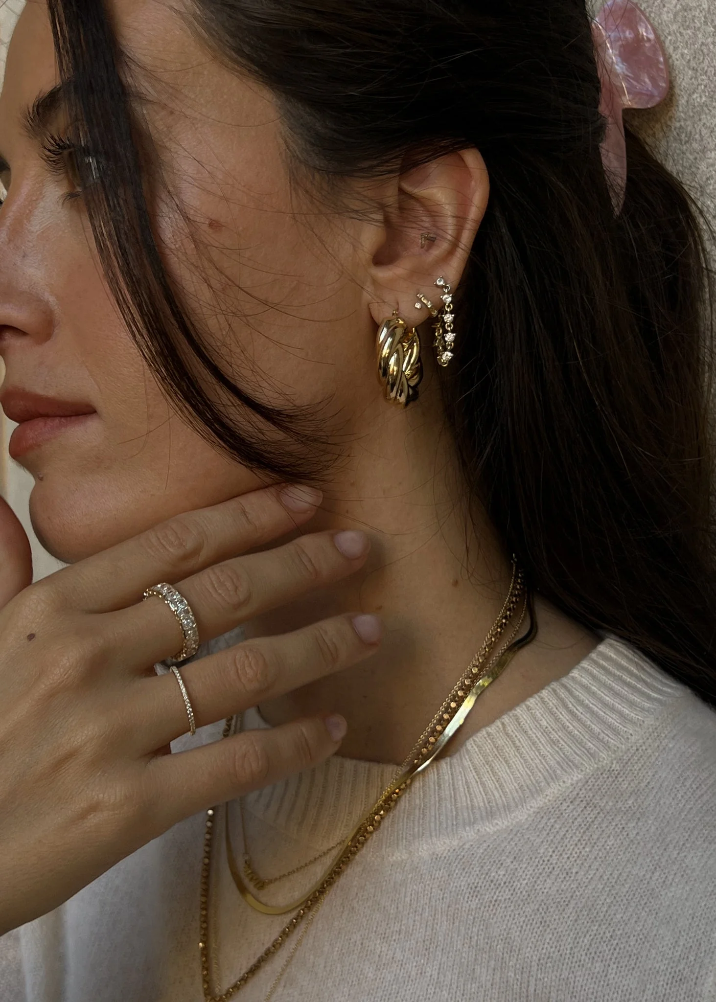 Kinn - Taylor Twist Hoop Earrings - Image 8
