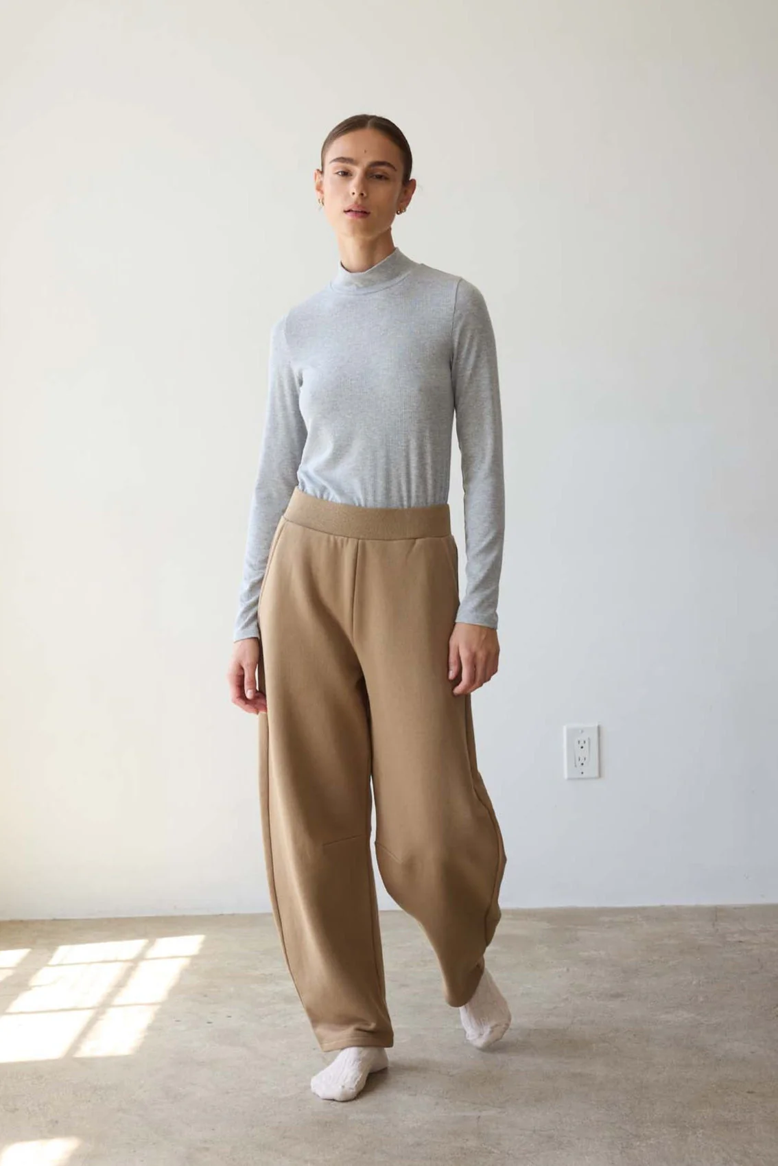 Jamie Haller - The Arc Lounge Pant in Camel - Image 2