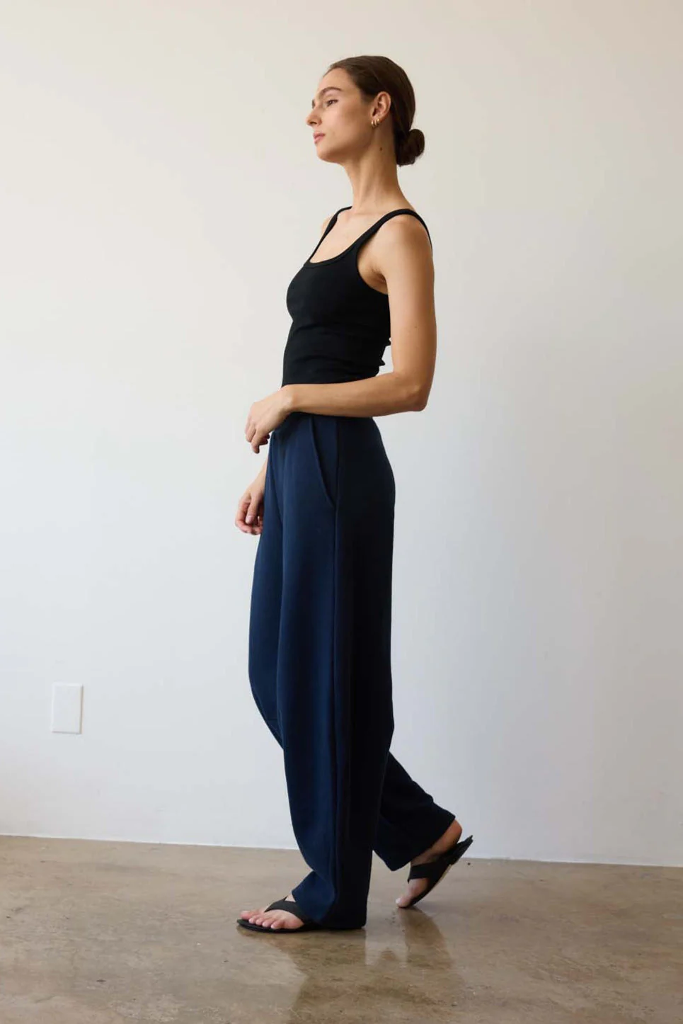 Jamie Haller - The Arc Lounge Pant in Navy - Image 13