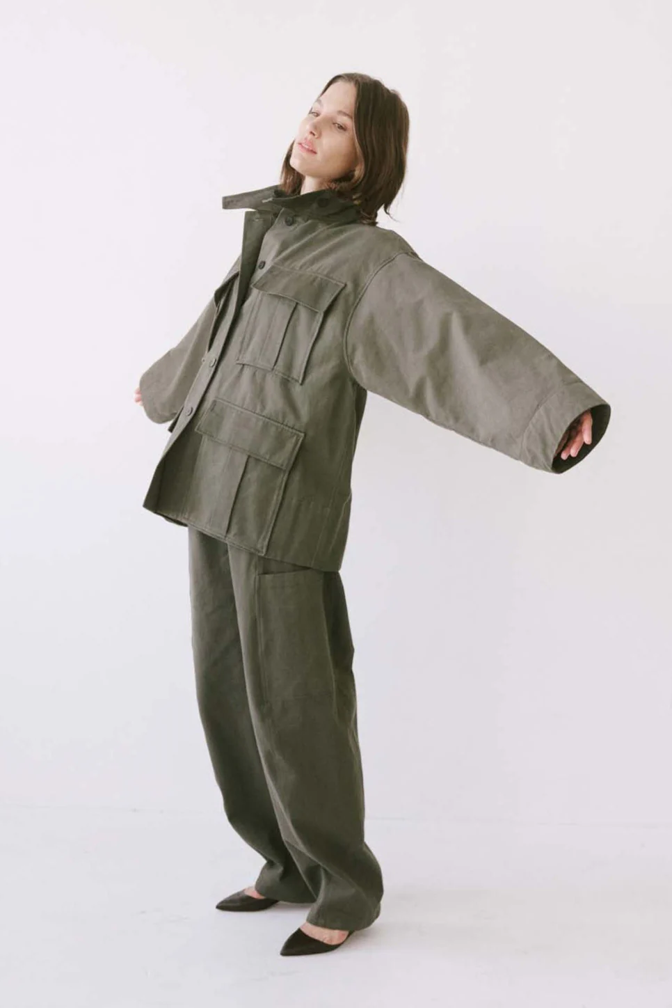 Jamie Haller - The Baggy Painter Twill in Olive - Image 22